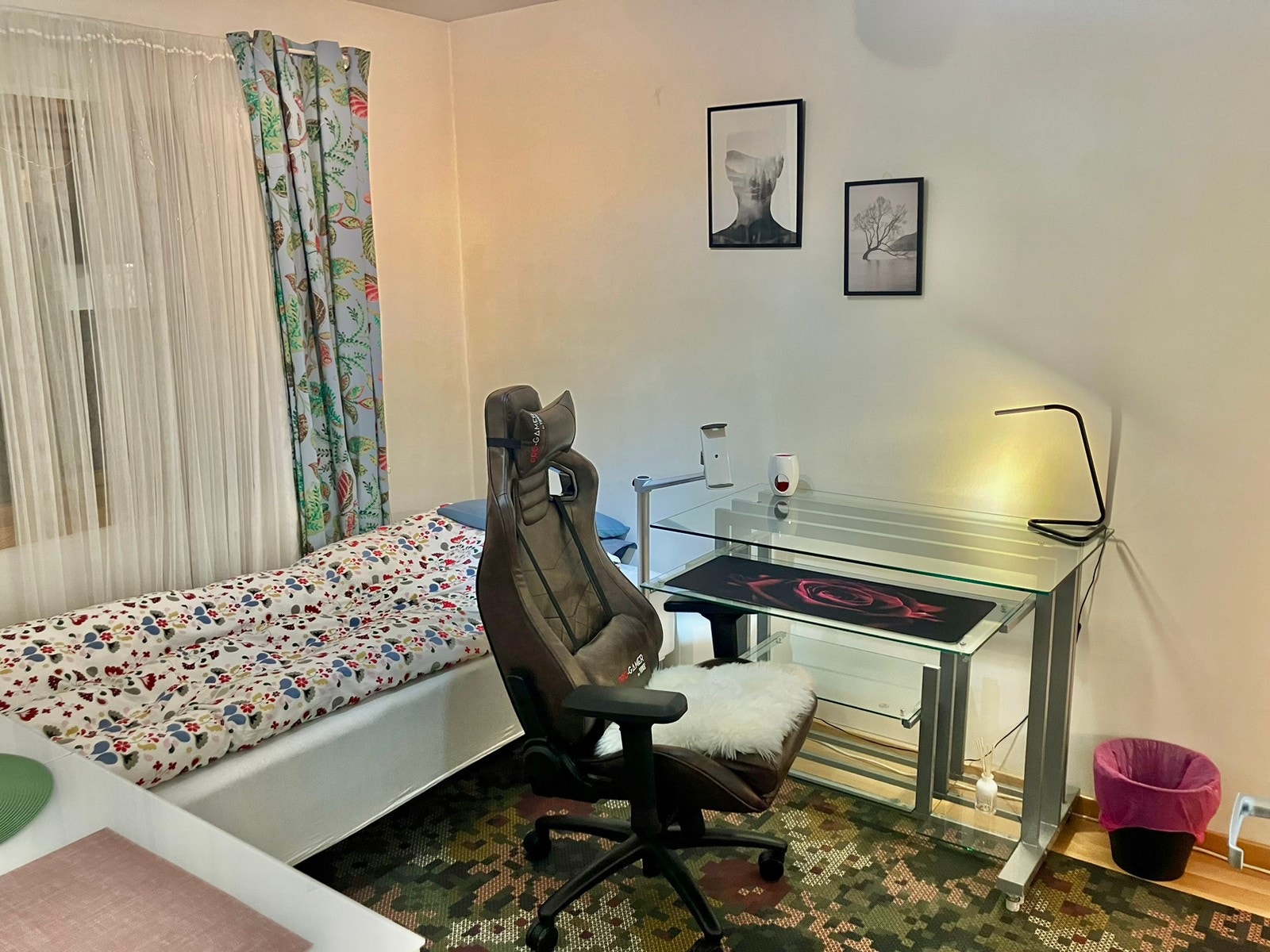 ✅ Available room for rent. Galleribilde