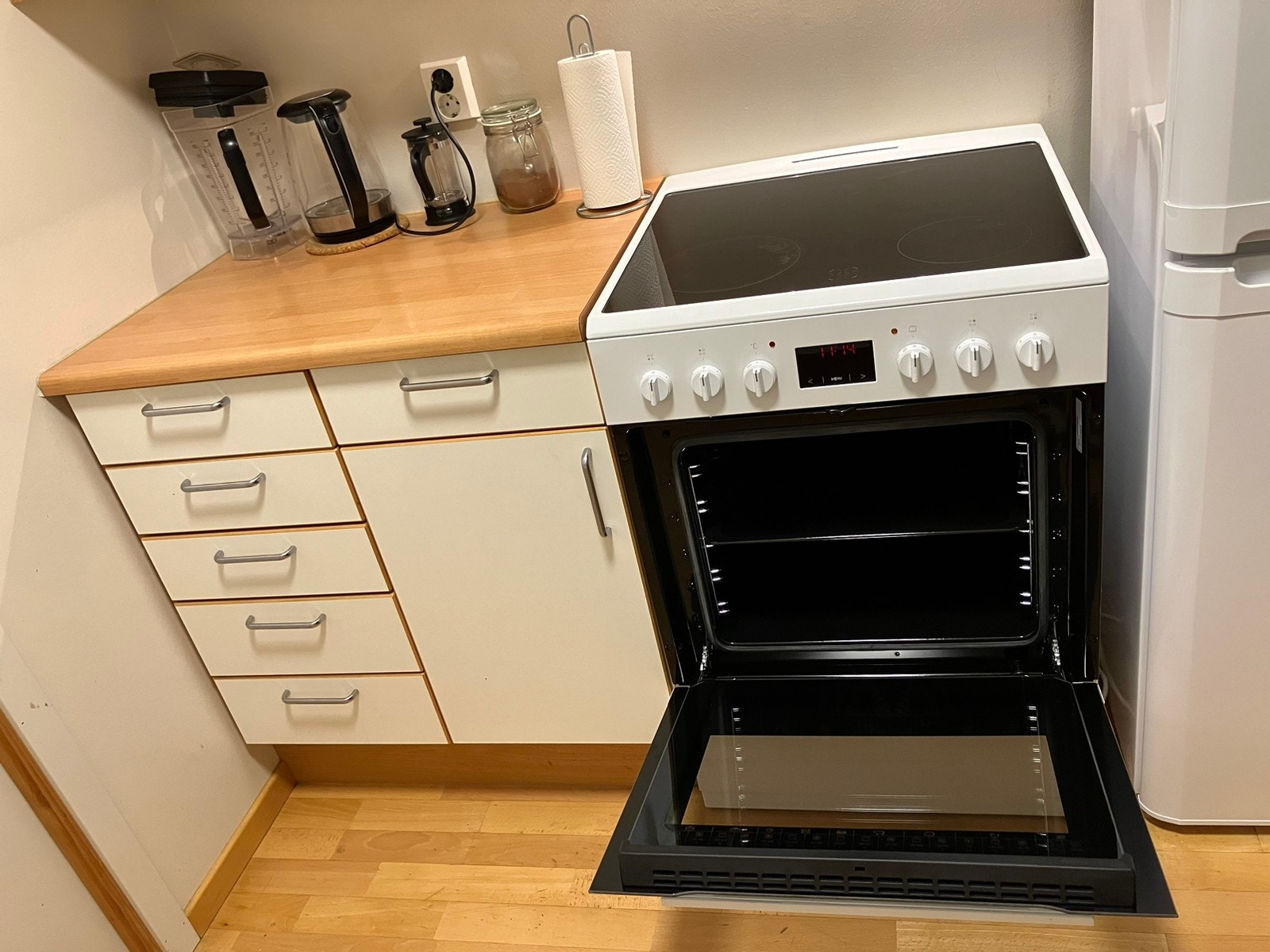 Kitchen. Galleribilde