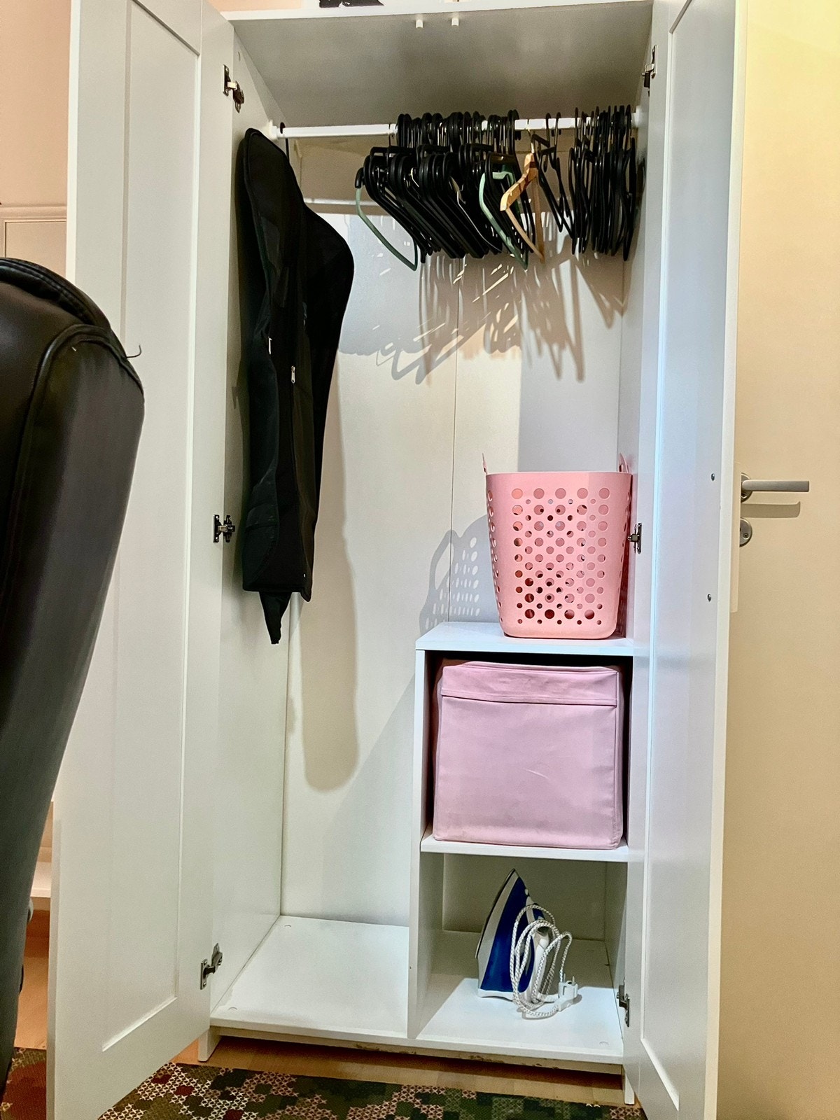 ✅ Available room for rent. Galleribilde