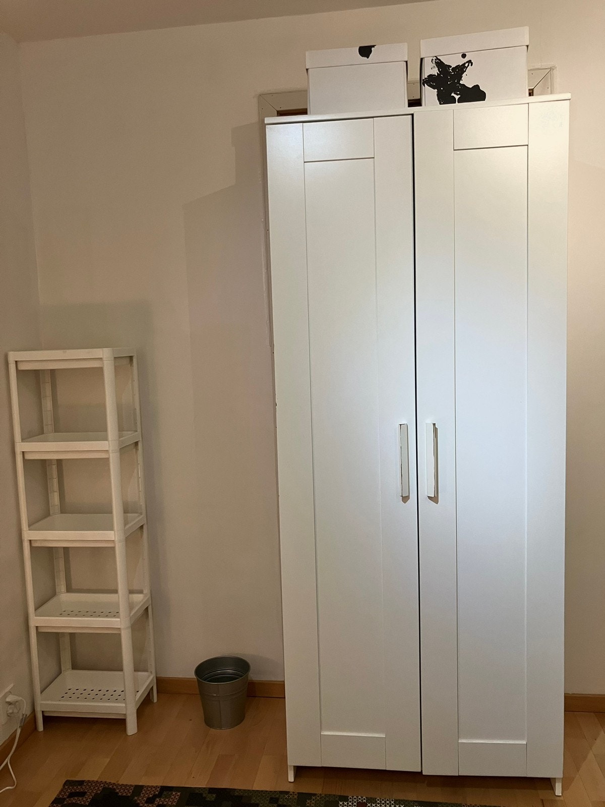 ✅ Available room for rent. Galleribilde