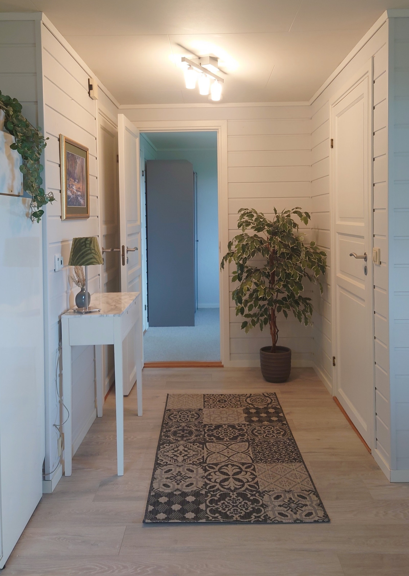 "Gang" mot soverom og bad Galleribilde
