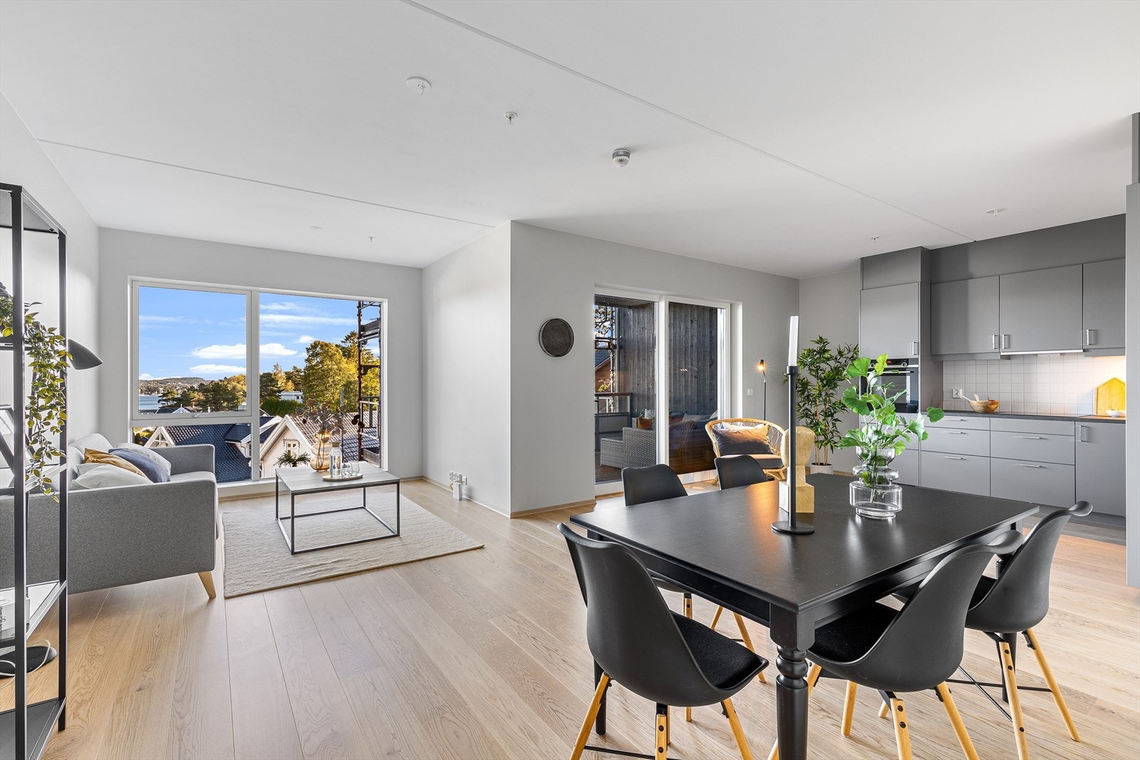 objpict_3858280791213715_0.jpg Galleribilde