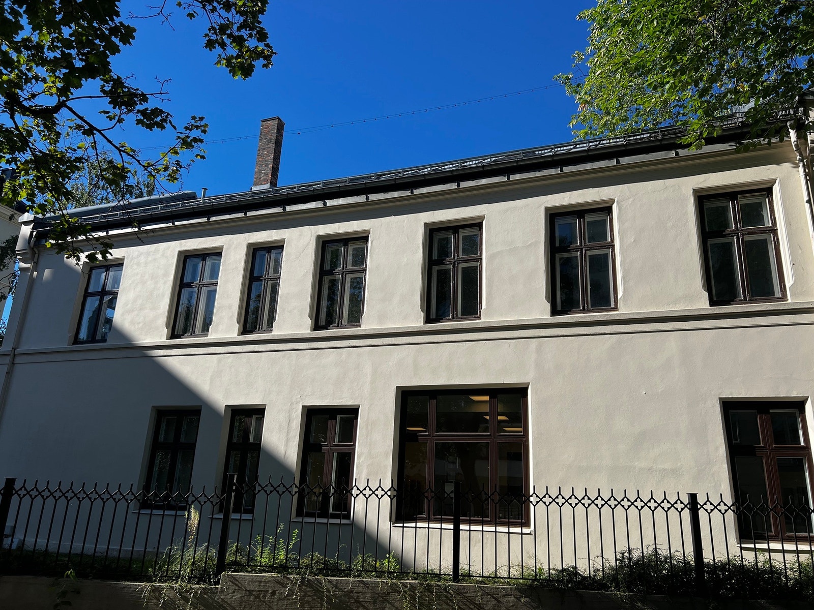Bilde fra utsiden av bygget . Hegdehaugsveien 22 Galleribilde