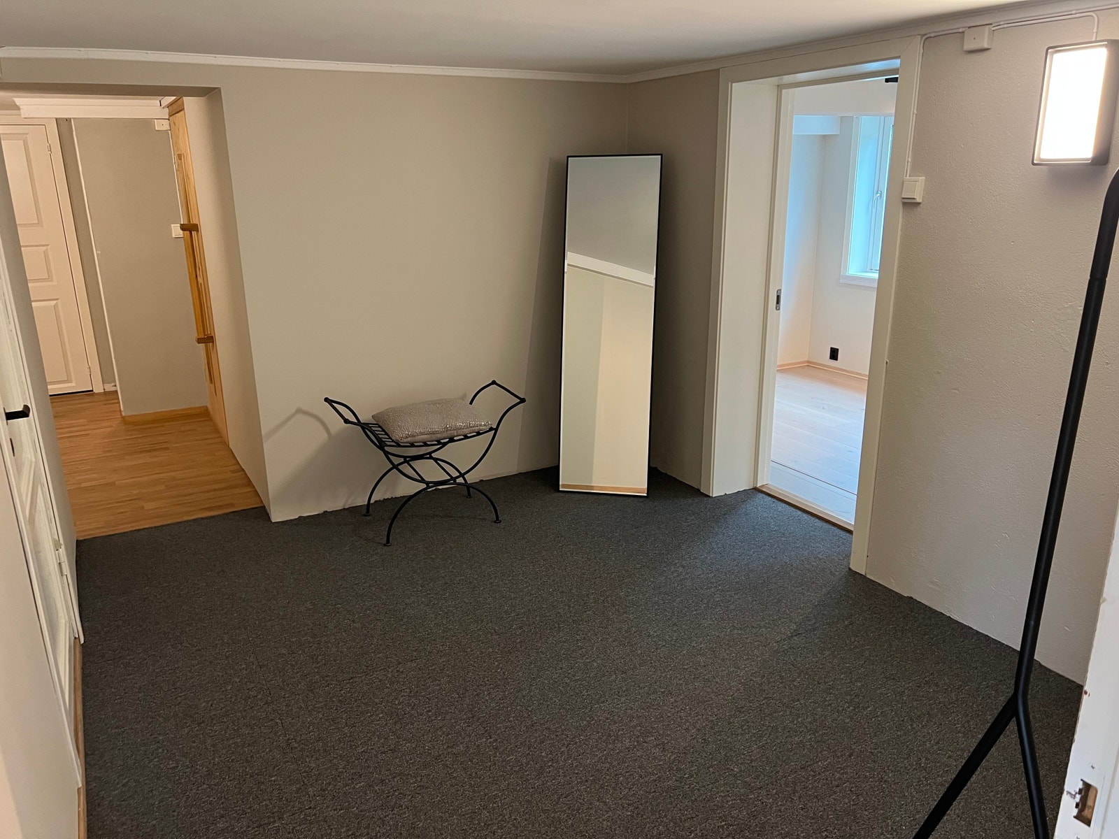 Gang mellom stue og soverom 1. Galleribilde