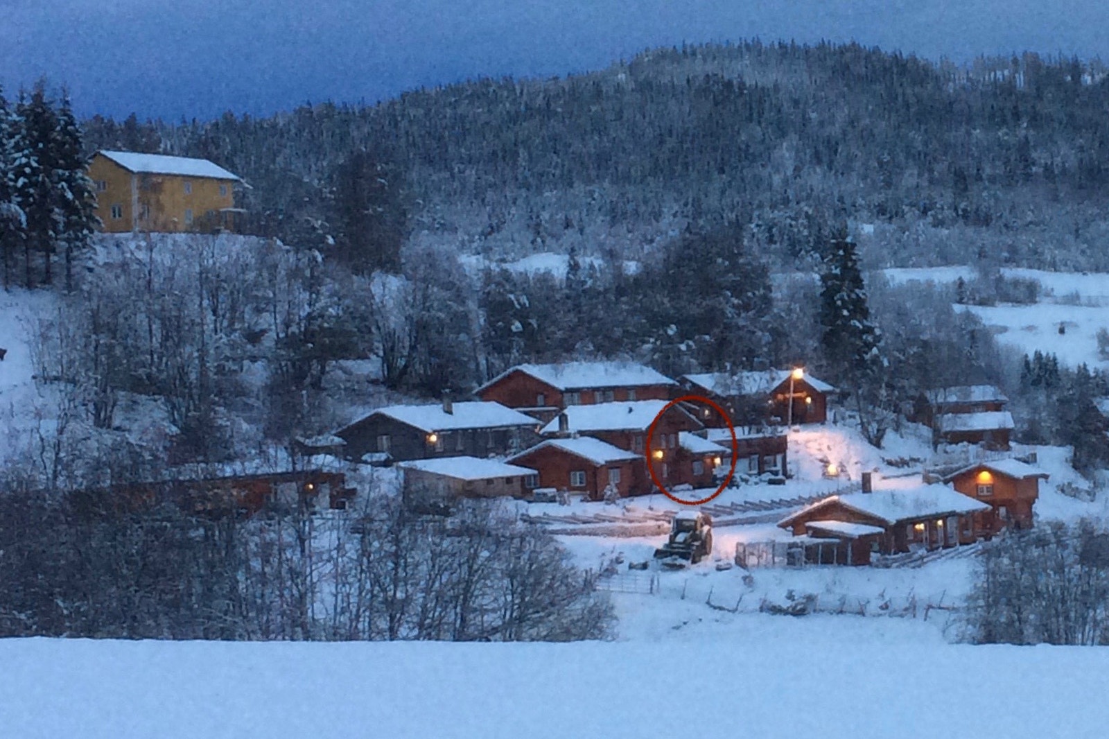 Gårdsmiljø Galleribilde