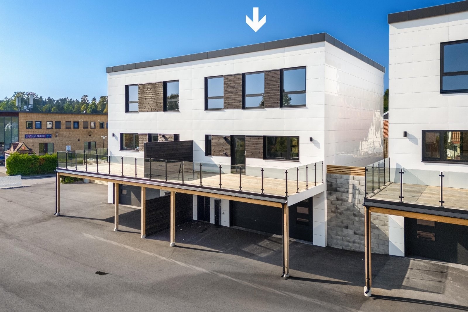 Eikveien 34B - en gjennomgående lekker og svært påkostet bolig! Galleribilde