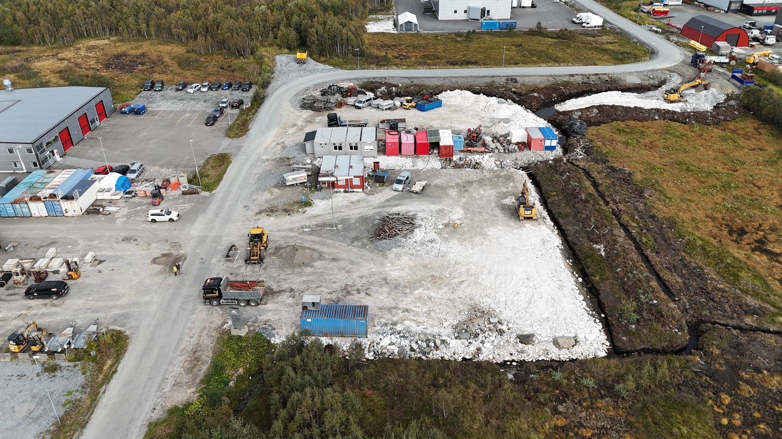 Tomtene er til sammen 2 224m2 Galleribilde
