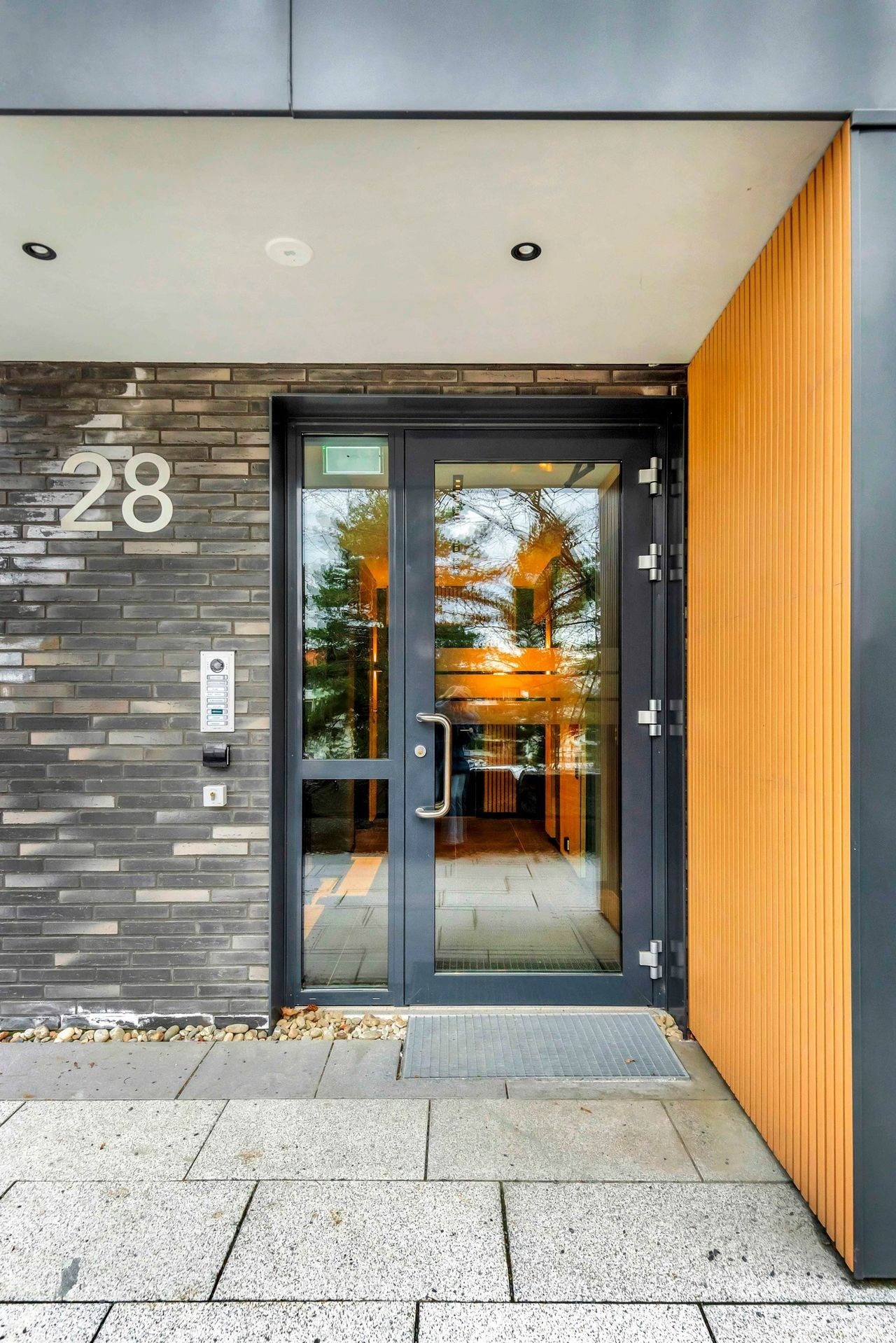 Felles adkomstparti. Galleribilde