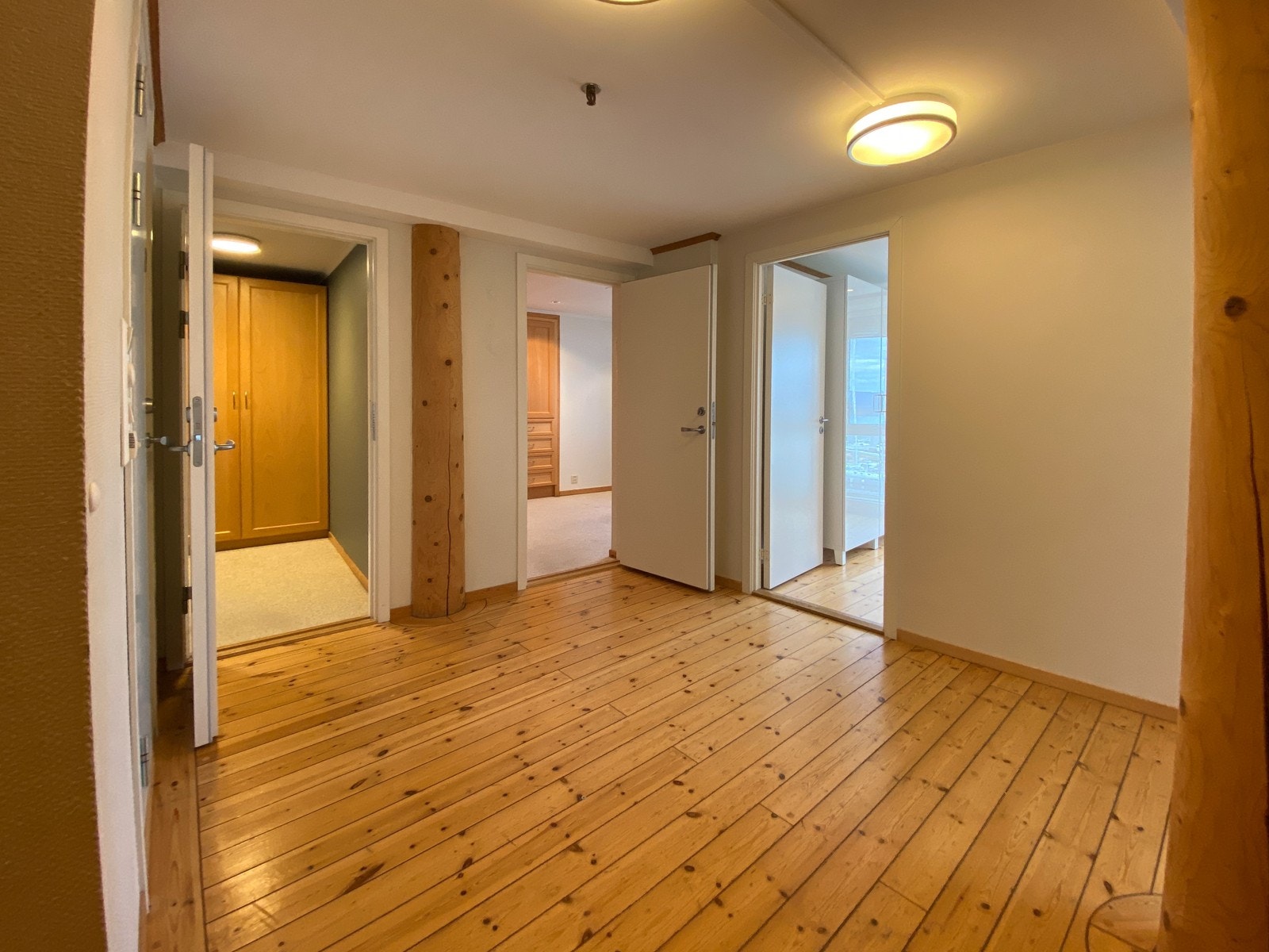 Gang / entré Galleribilde