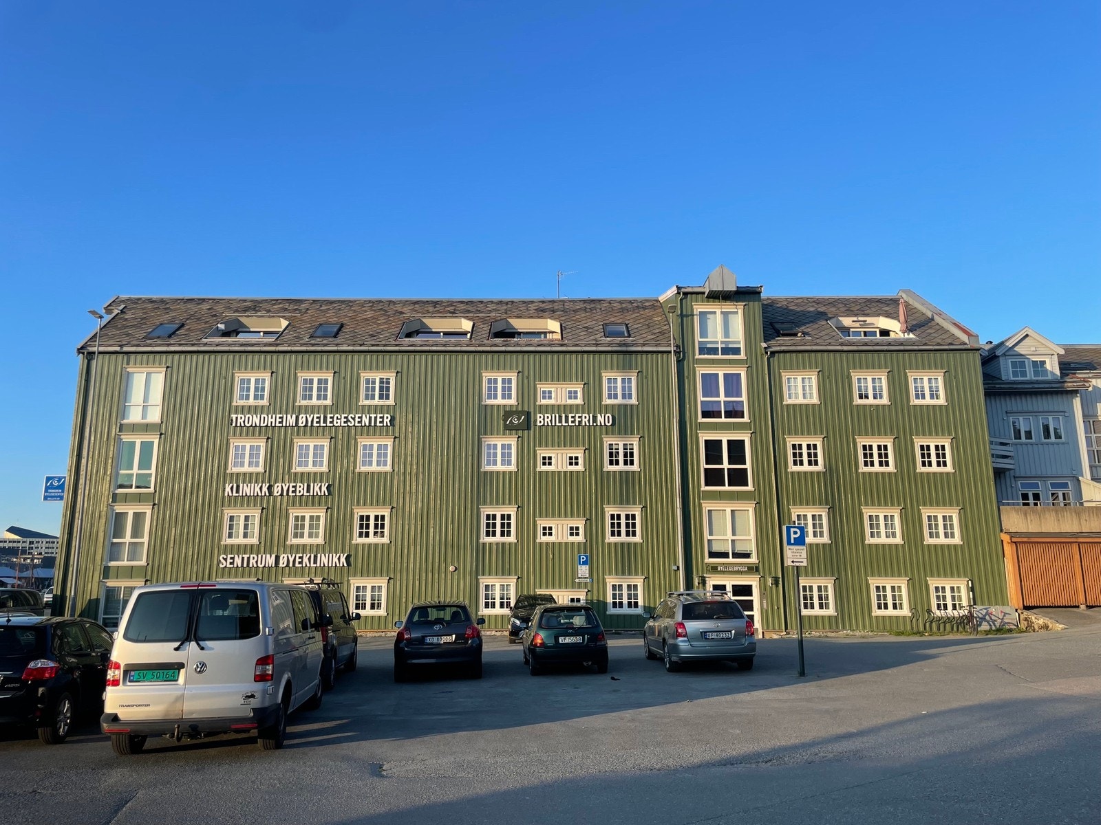 Velkommen til visning i nydelige Øyelegebrygga! Galleribilde