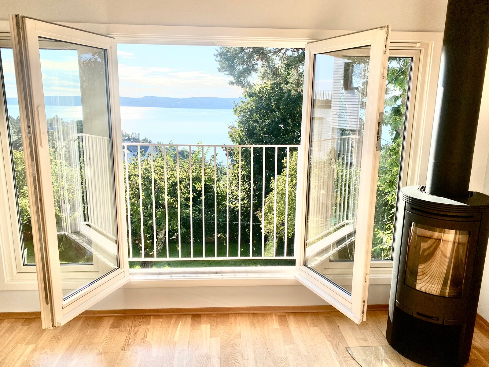 Behagelig utsikt over Bunnefjorden Galleribilde