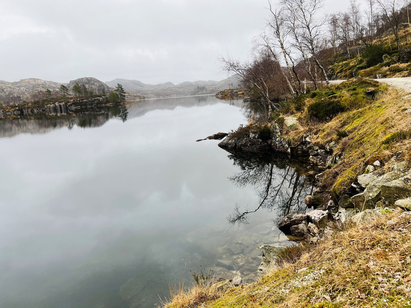 Båtfesterett på valgfritt sted i vatnet Galleribilde