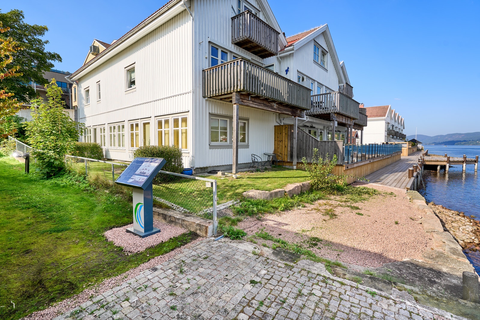 Leiligheten ligger i 1.etg i øvre hjørne Galleribilde