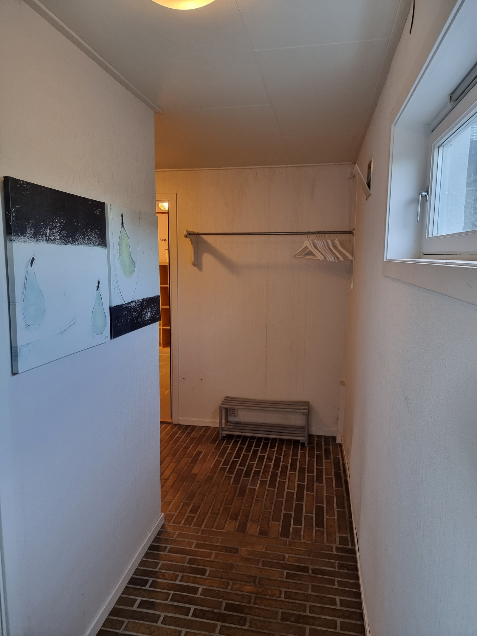 Romslig gang Galleribilde