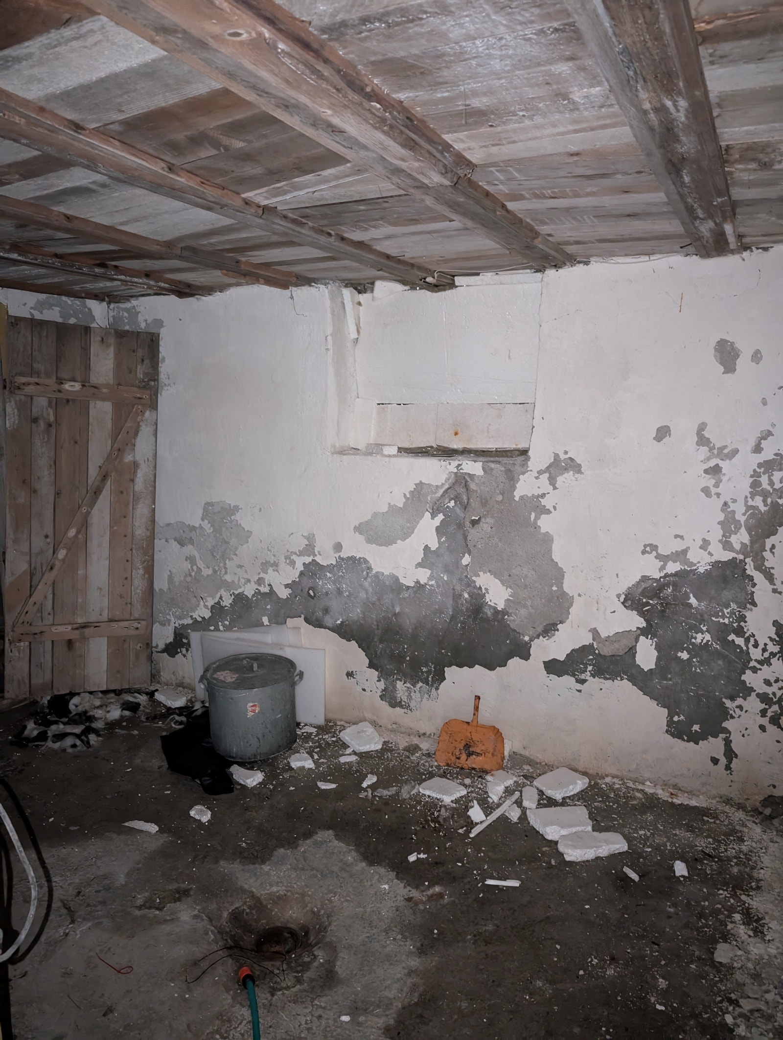 Rom under kjøkken Galleribilde