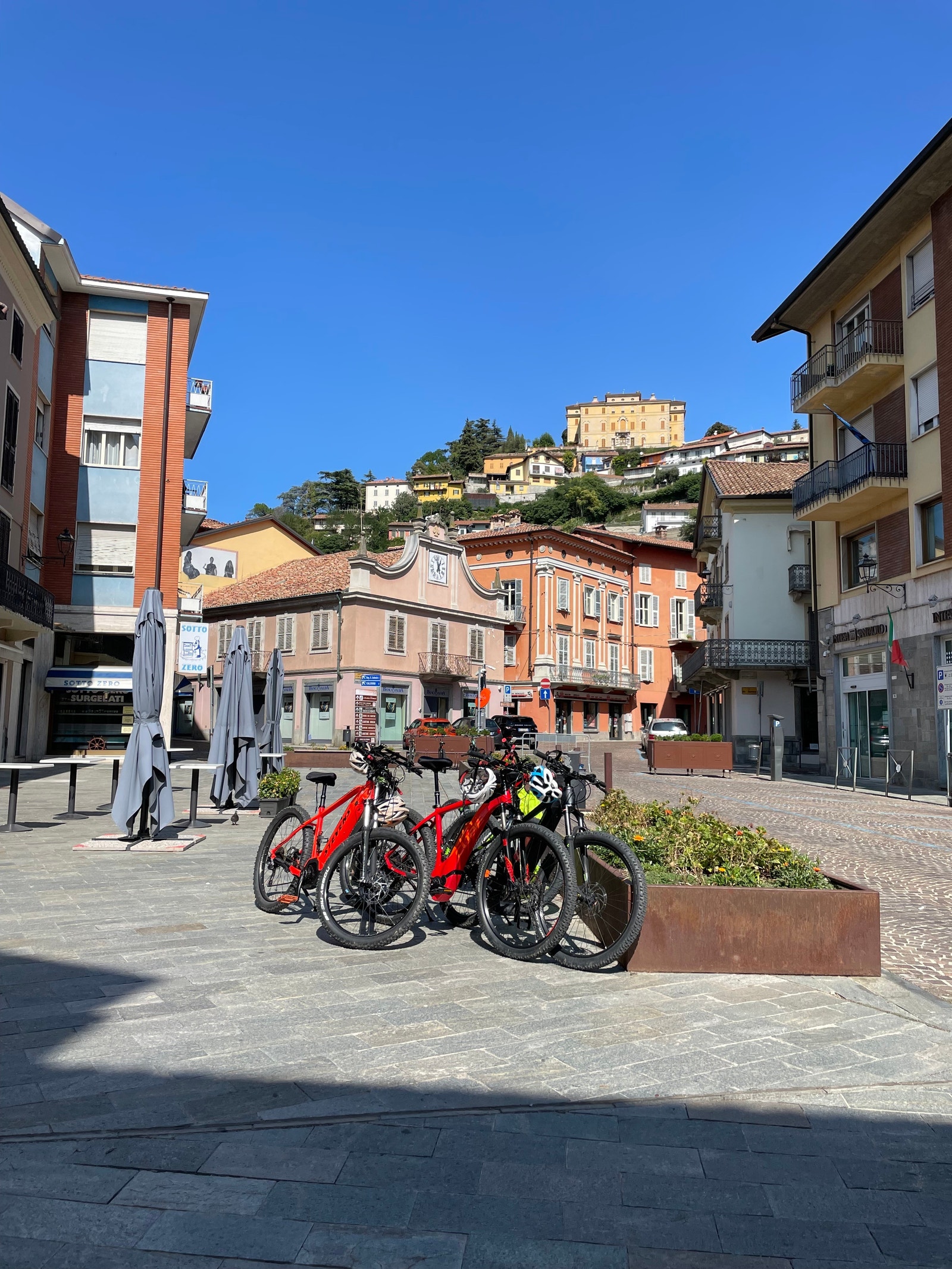 Sykkelrast i Canelli. Galleribilde