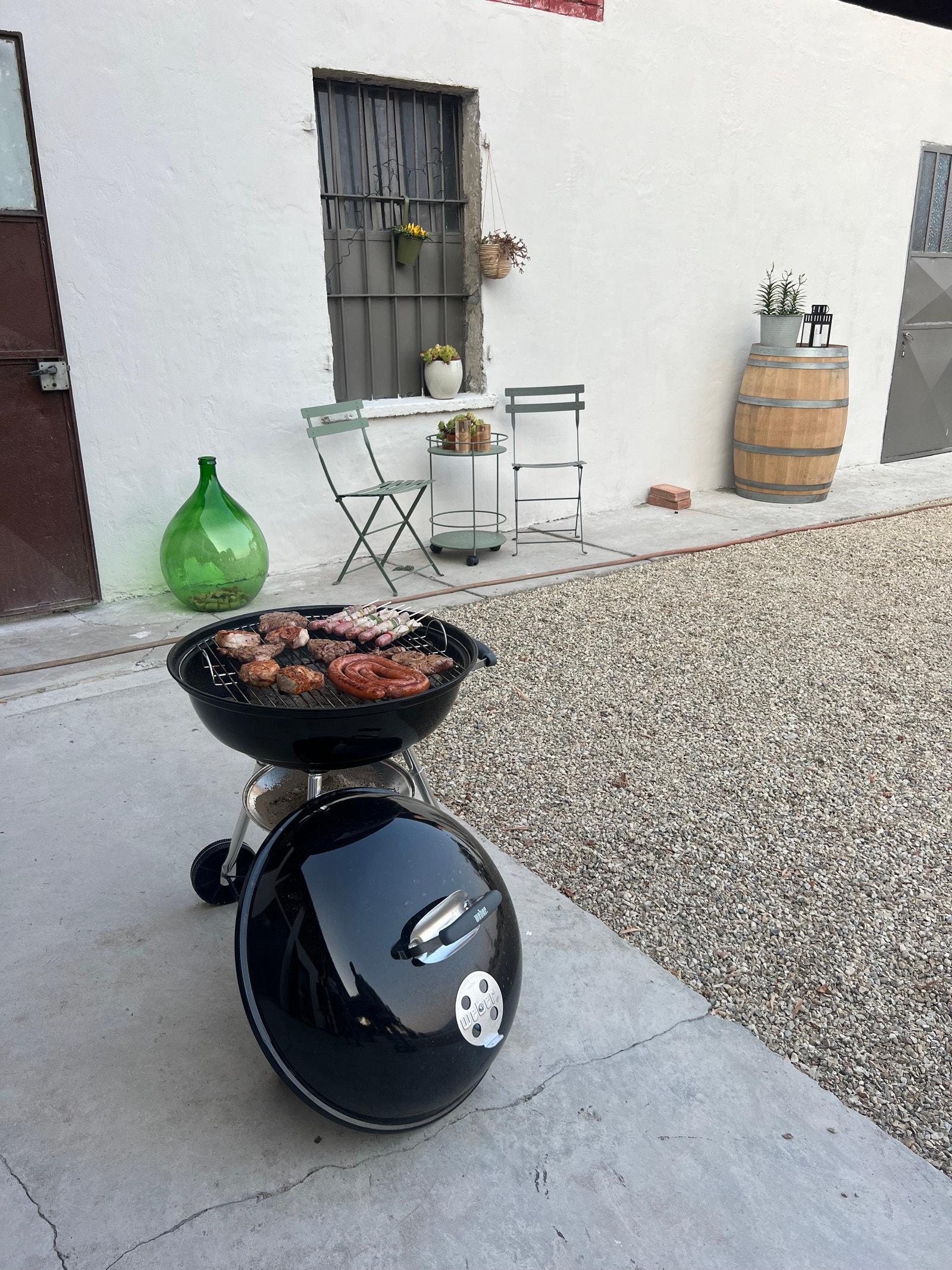 Weber kulegrill til fri disposisjon Galleribilde