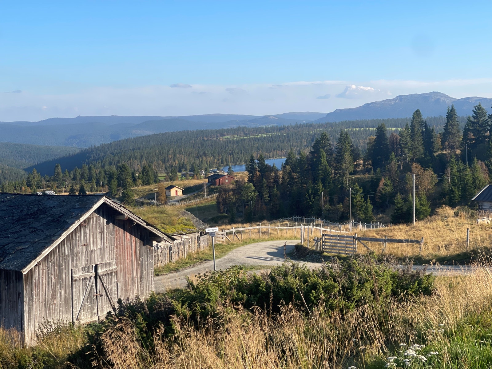 Utsikt mot Kroktjønn fra Skottensetra Galleribilde