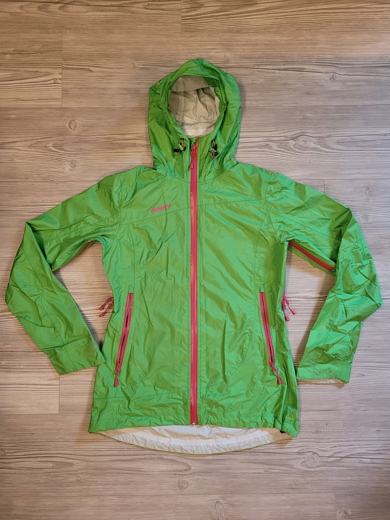 Bergans helium lady jacket online