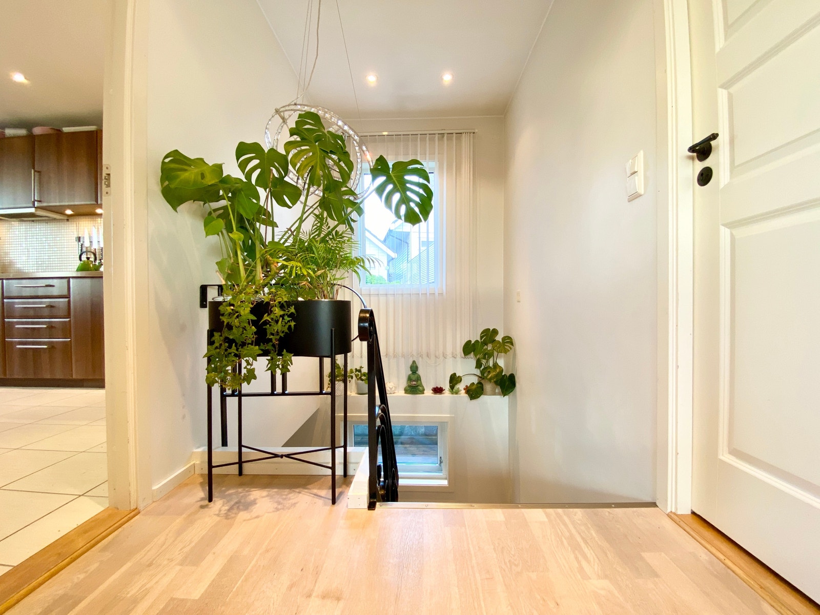 Gang 2 etasje, inngang kjøkken og soverom 2 Galleribilde