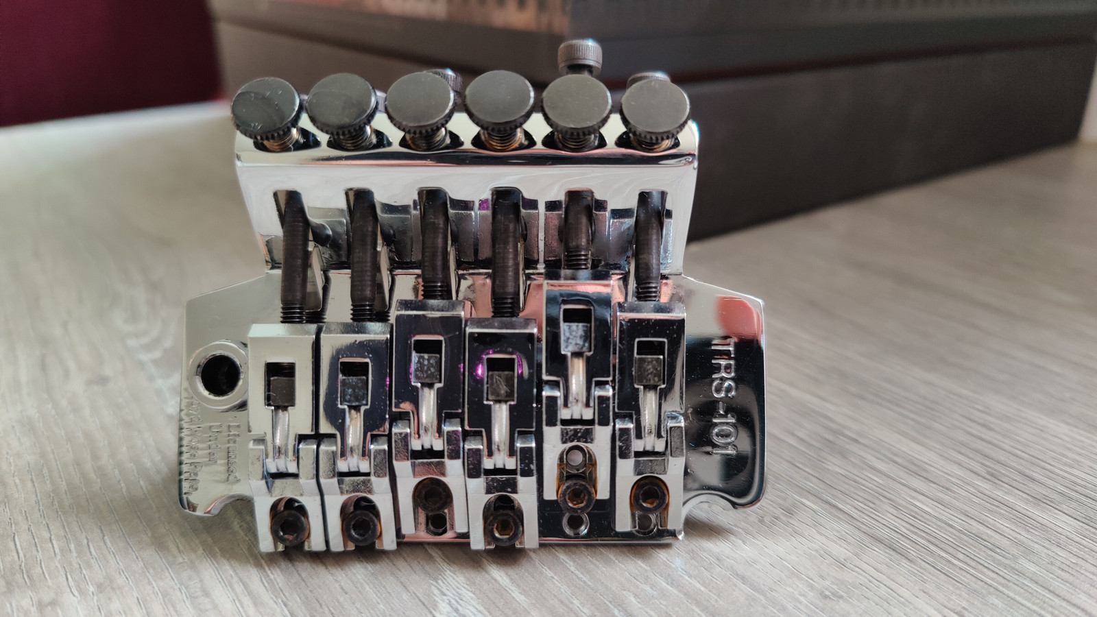 Takeuchi TRS 101 Floyd Rose lisensiert tremolo made in Japan FINN torget