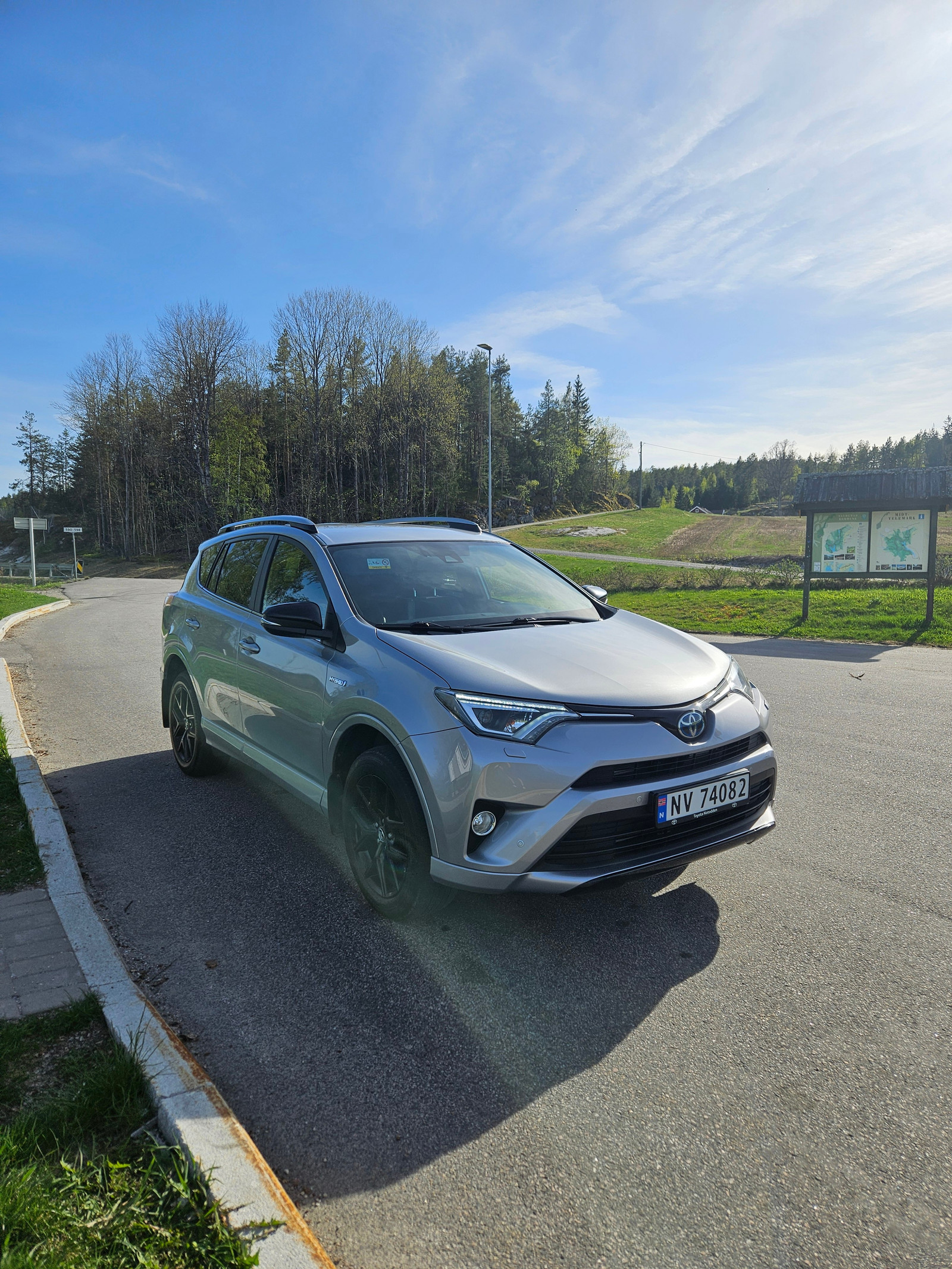 Toyota RAV4 RAV4 2.5-155 4WD 71° Nord Edition 2
