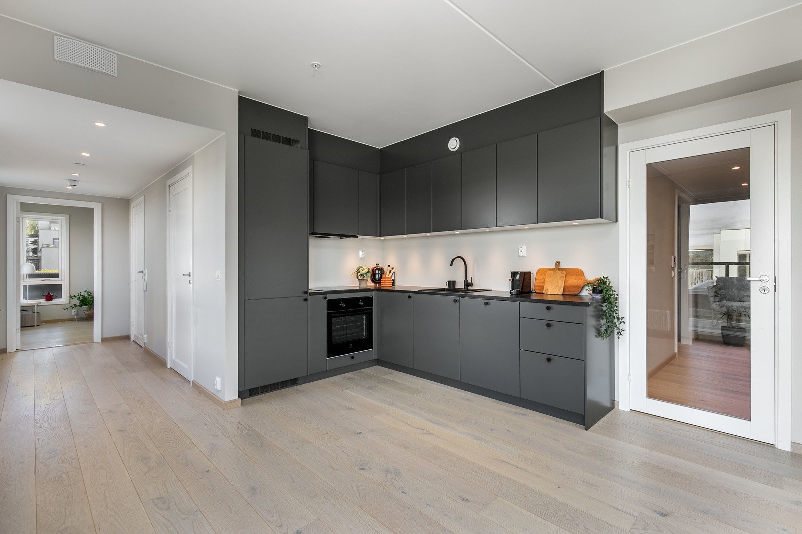 Fin plass på kjøkken Galleribilde