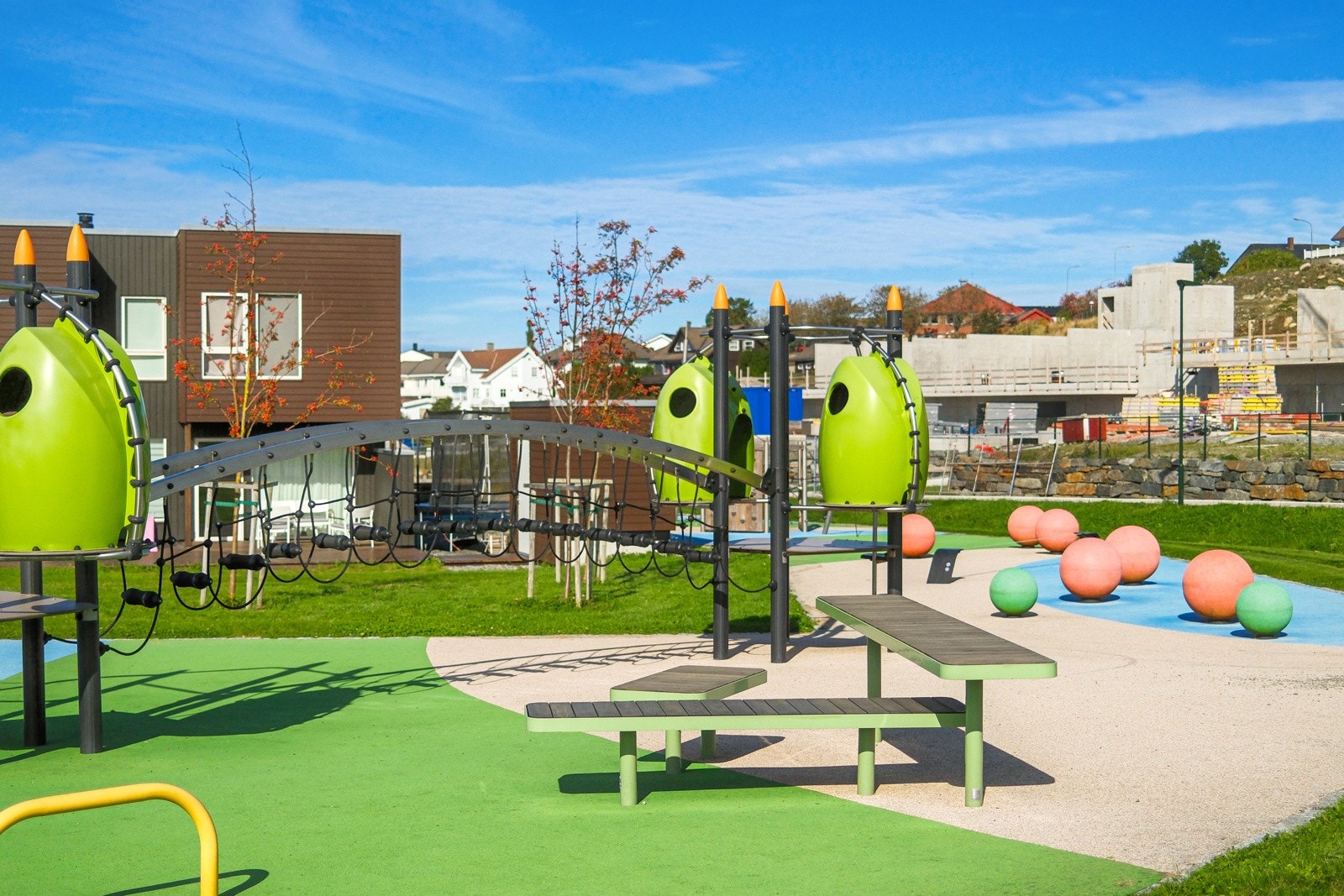 Lekeplasser like utenfor døren Galleribilde