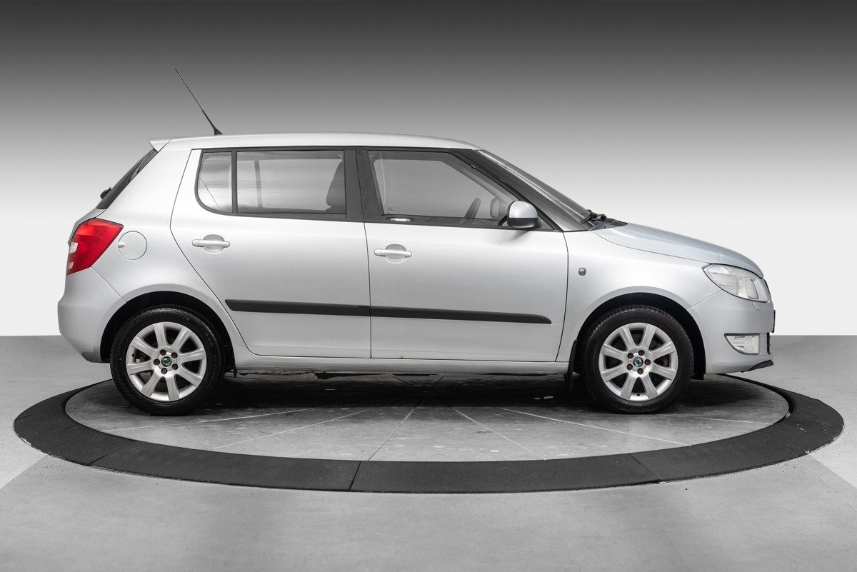 Skoda Fabia 1.2 Ambiente 105 HK. AUTOMAT / LAV km / EU til 2026, 3