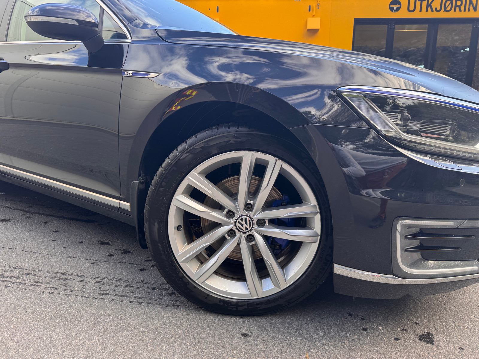 Volkswagen Passat GTE Exclusive 3