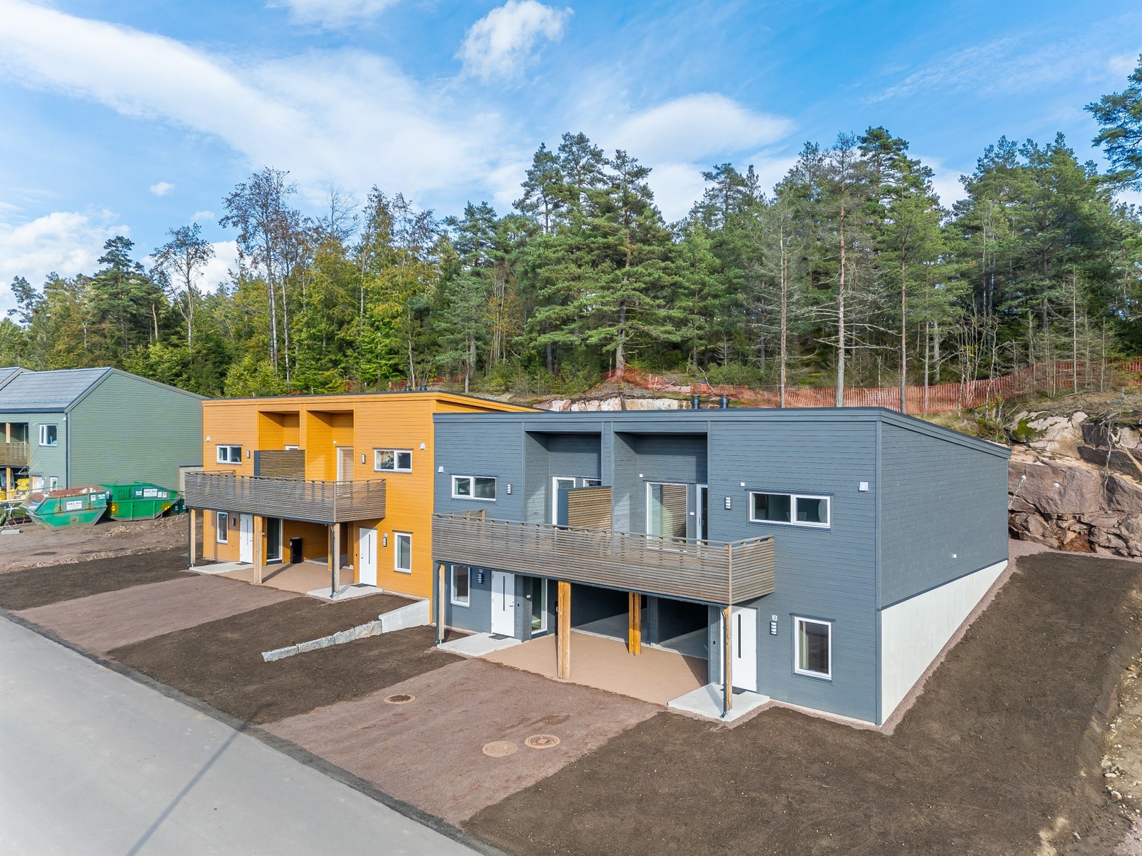 Fasade Hus 13. Hus 12 er tilsvarende. Vi har kun 12-2 igjen. Galleribilde