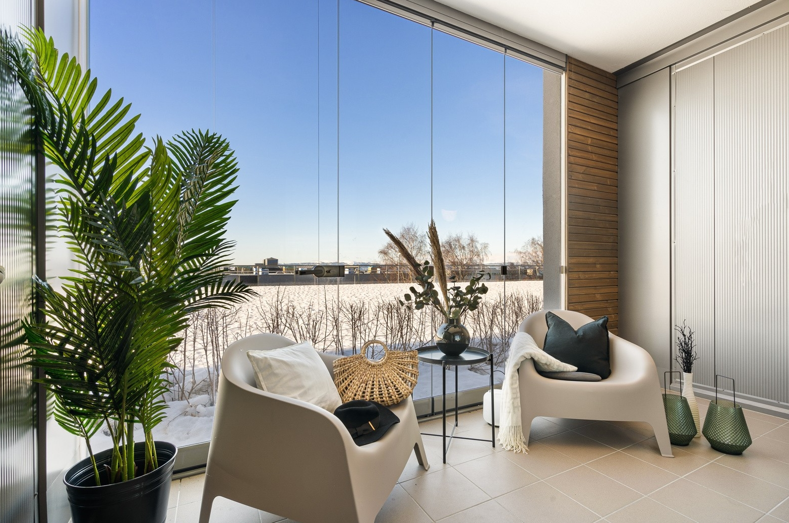 Innglasset balkong 2 Galleribilde