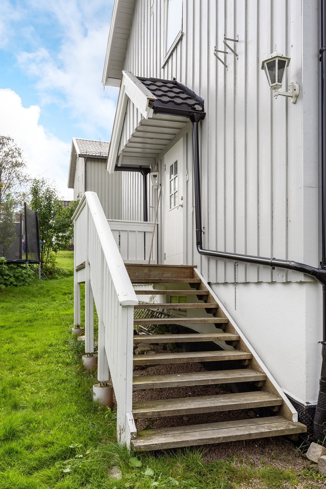 Felles inngangsparti til begge leilighetene. Galleribilde