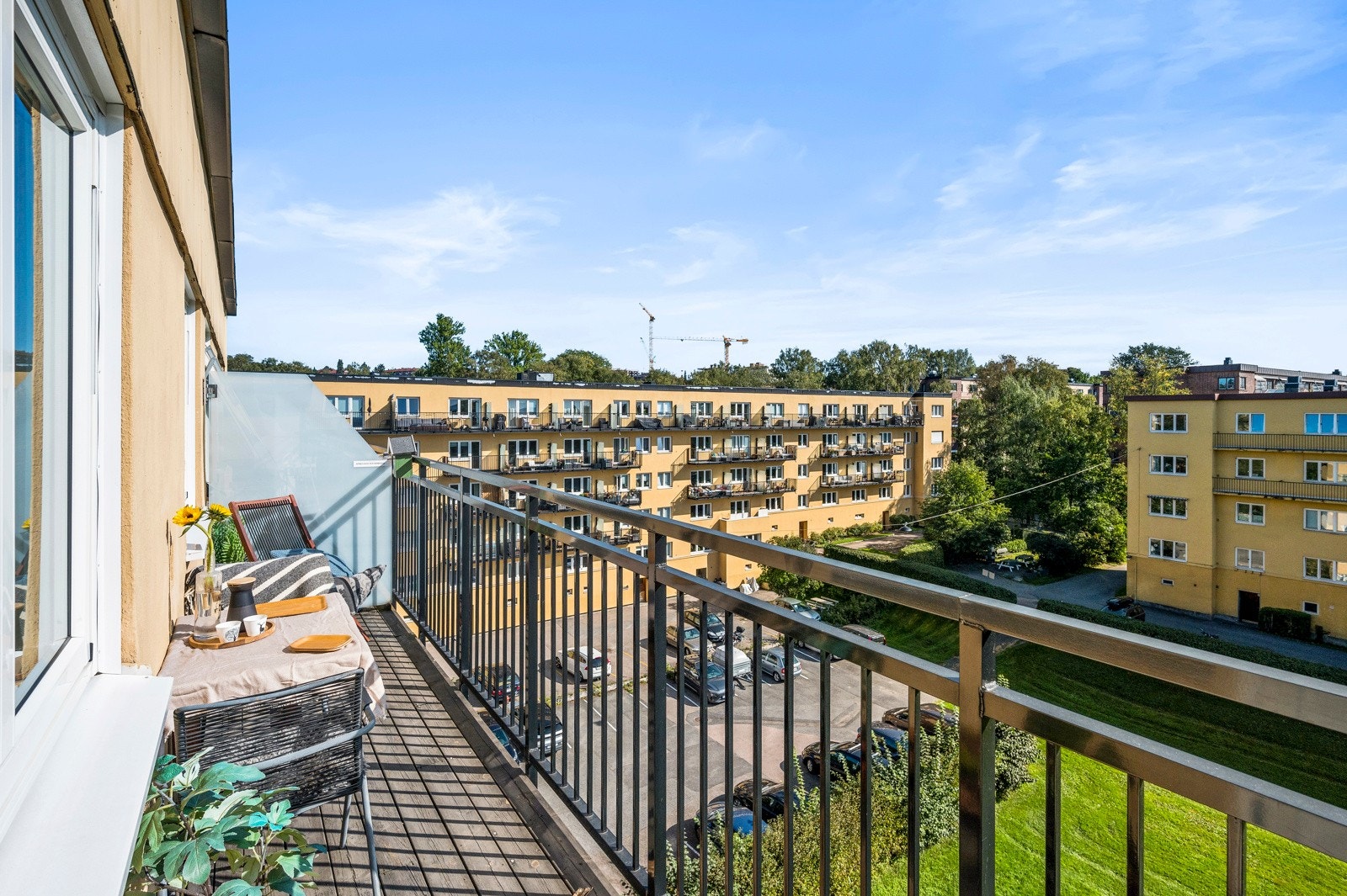 Det er tillatt med gassgrill og elektrisk grill på balkongen. Galleribilde