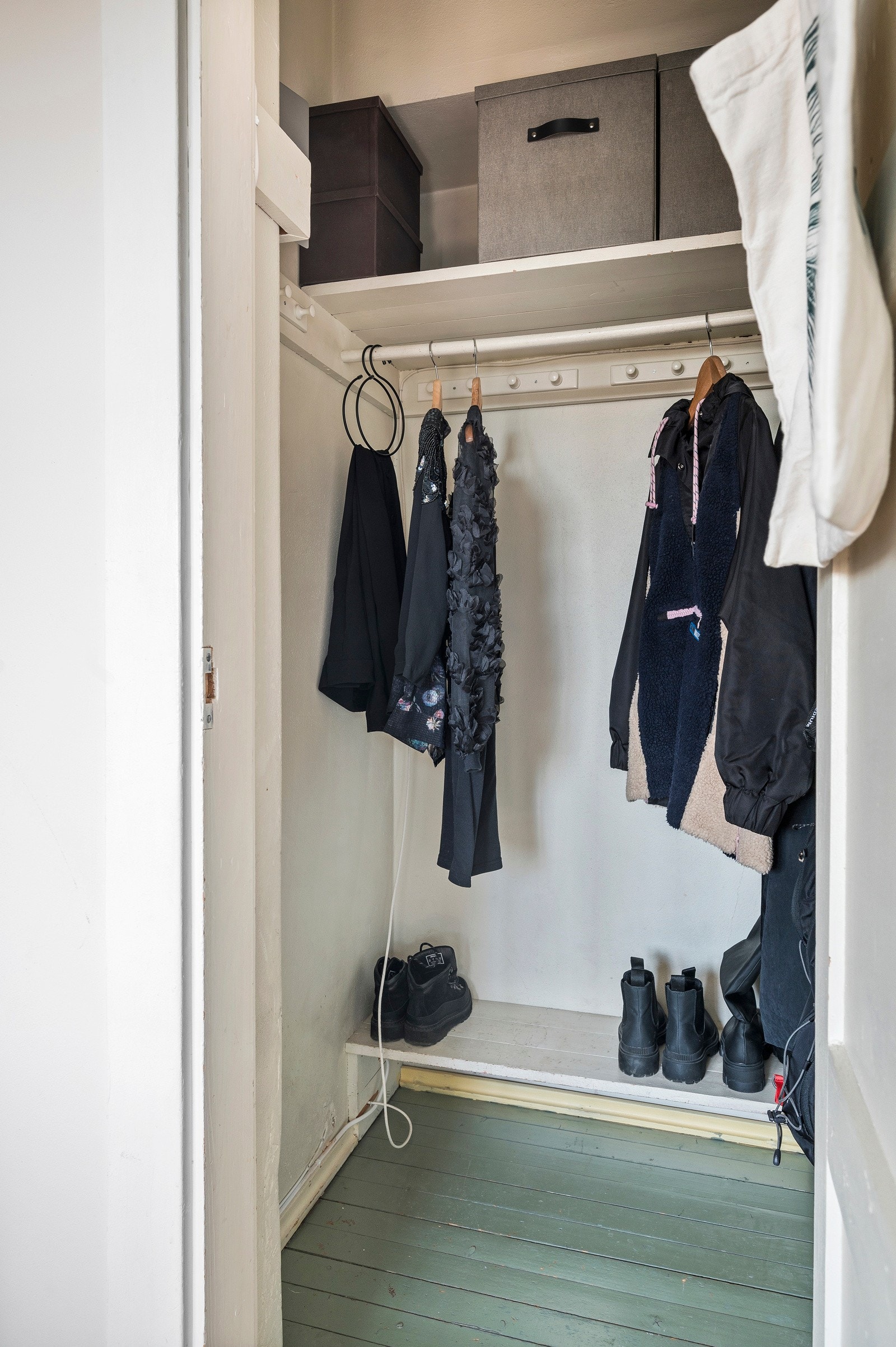 Praktisk innvendig bod i gangen. Galleribilde