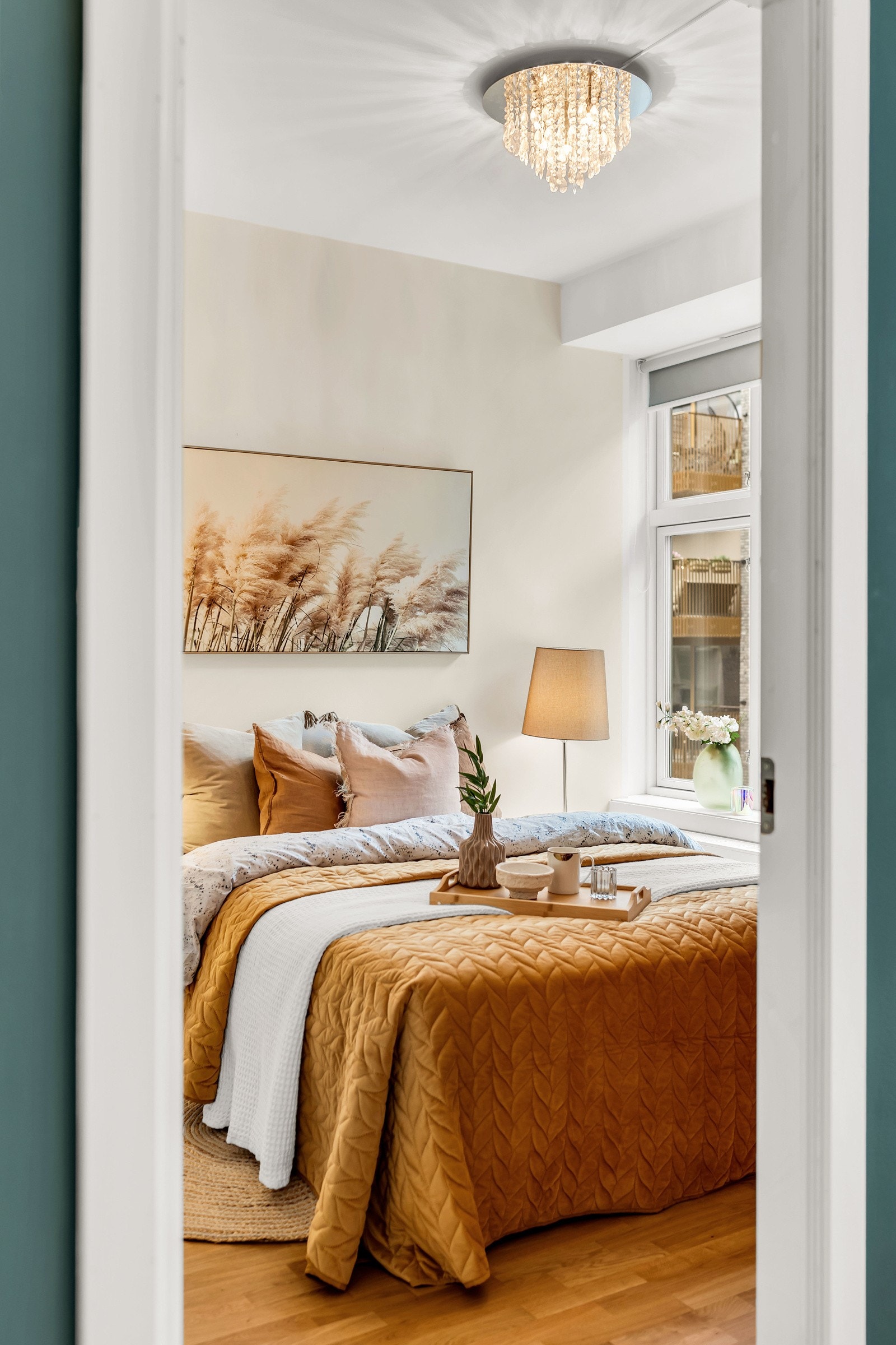 Behagelige overganger mellom rommene. Galleribilde