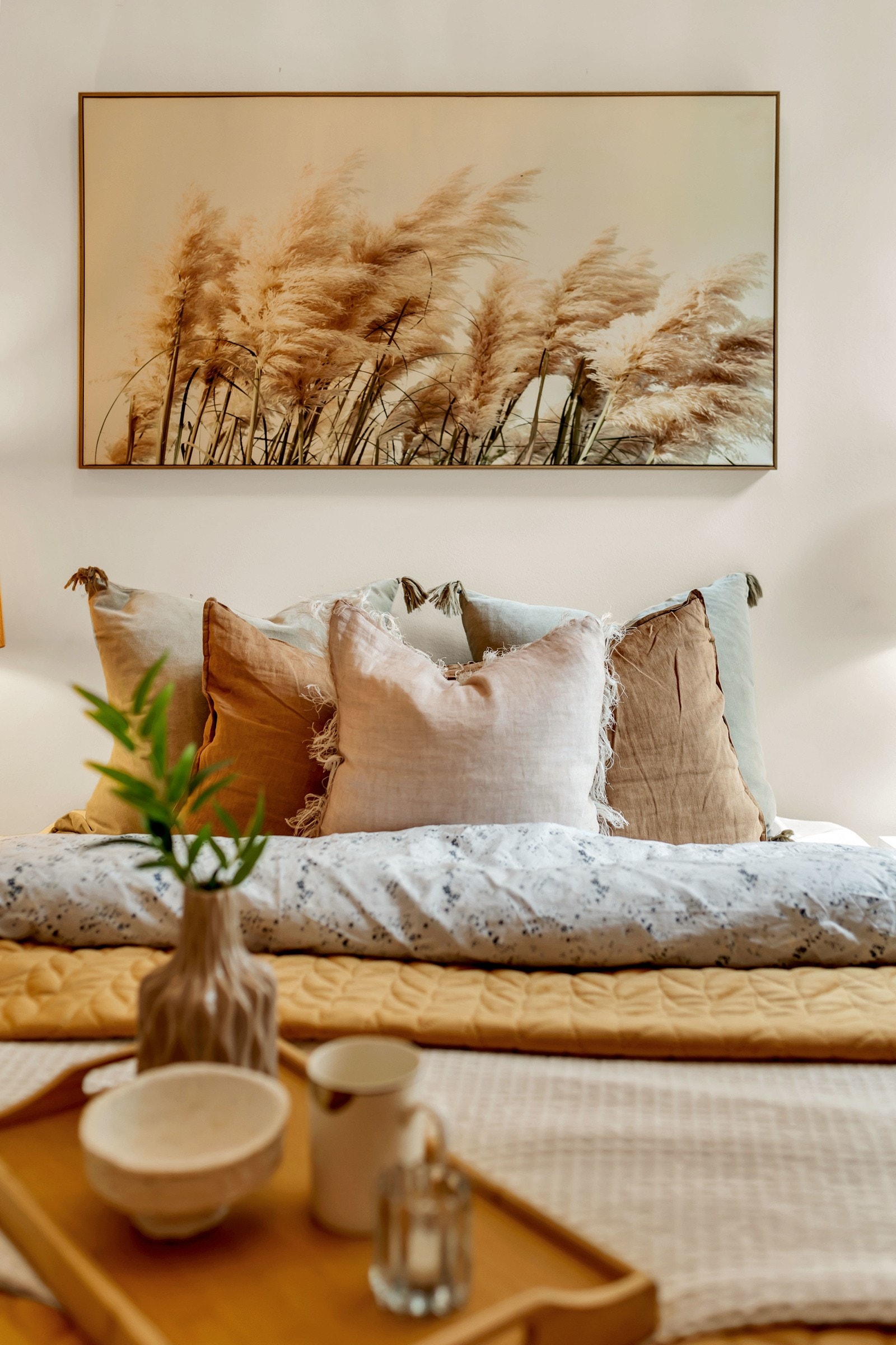 Lyse og duse farger i kombinasjon av godt vedlikeholdt gjør det lett å møblere etter smak og behag. Galleribilde