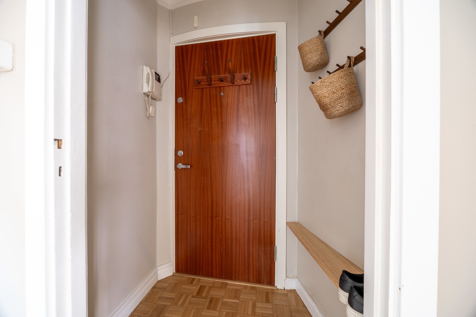 Entré. Galleribilde