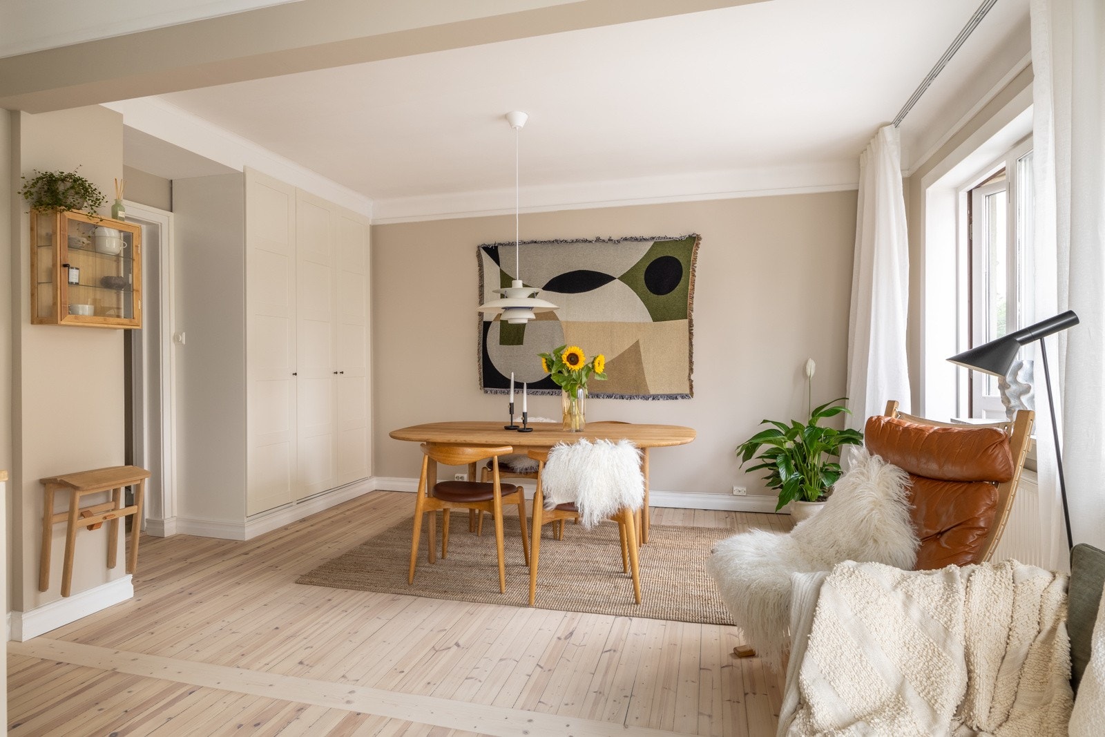 Schultz' gate 1 presenteres av EIE eiendomsmegling ved Ole Anders Teslo. Galleribilde