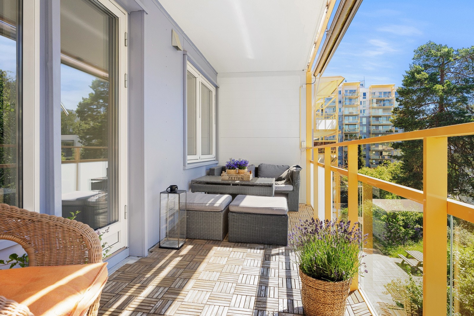 Velkommen til Hovseterveien 102 A. En delikat oppusset 4-roms andelsleilighet. Galleribilde