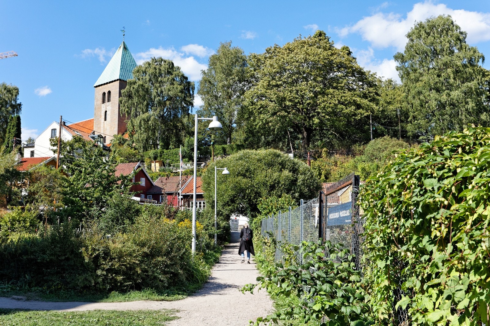 Kjærlighetsstien går rett ved leiligheten Galleribilde