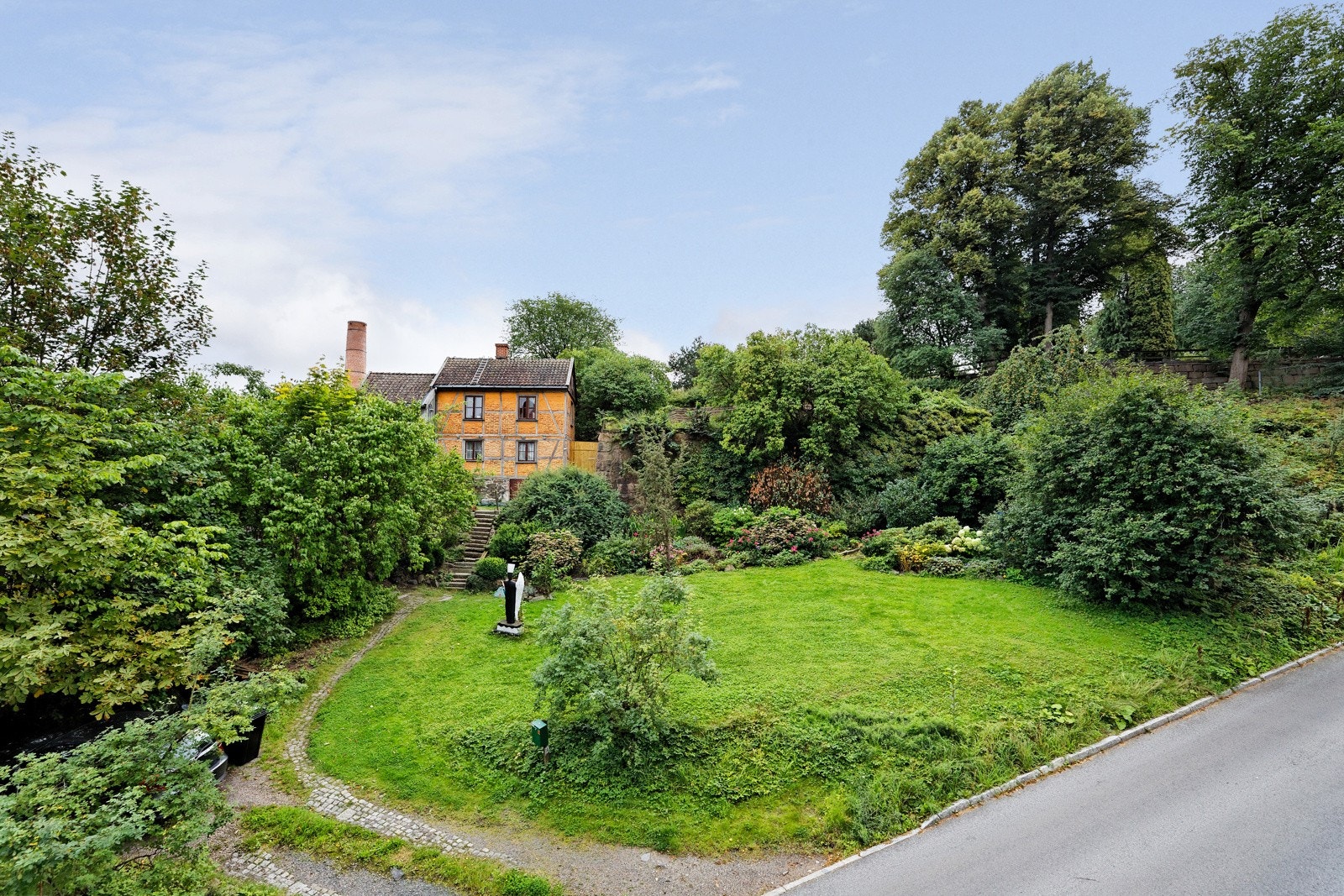 Svært grønt og frodig utsyn fra balkongen Galleribilde