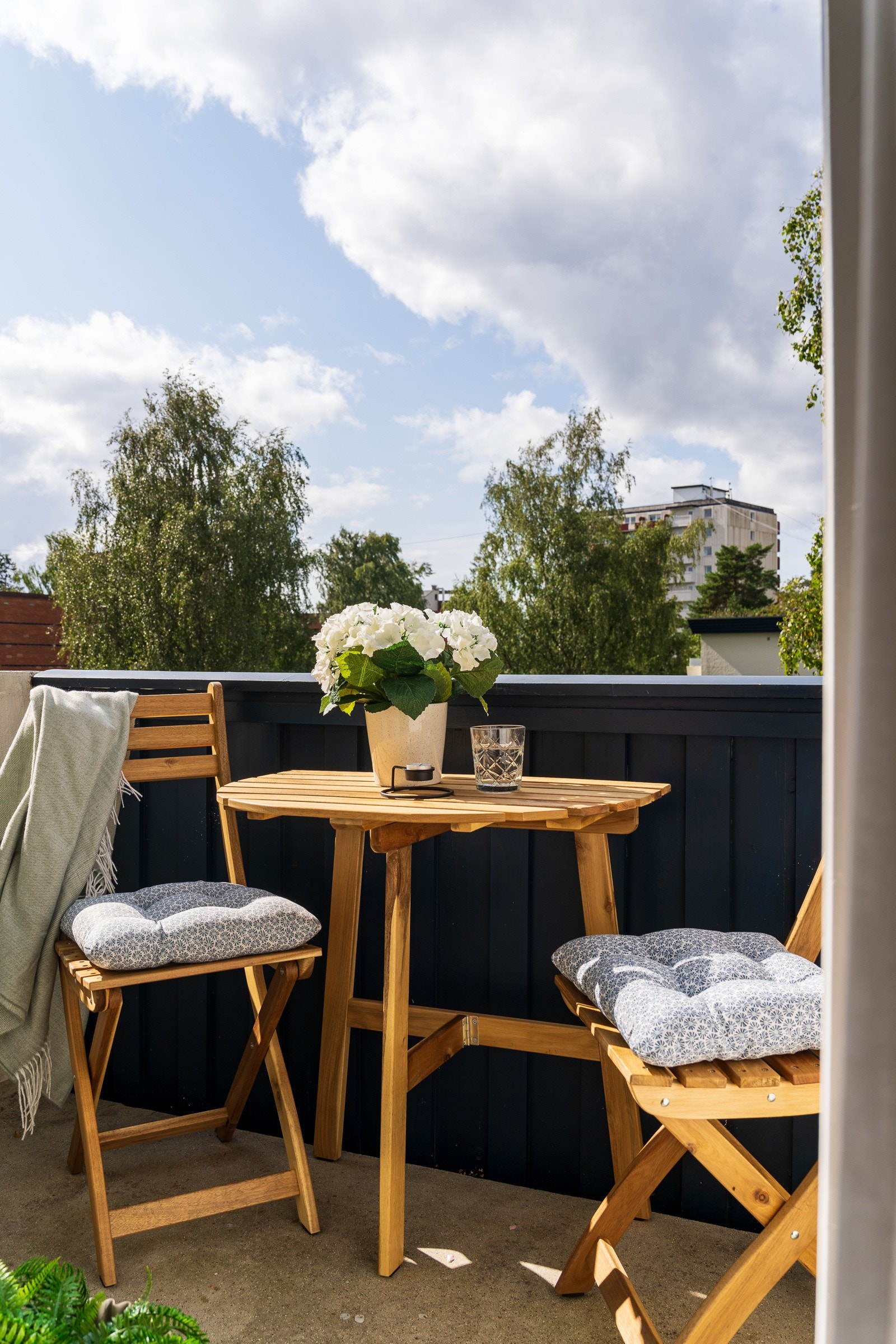 Balkongen er ca. 2,5 kvm. Galleribilde