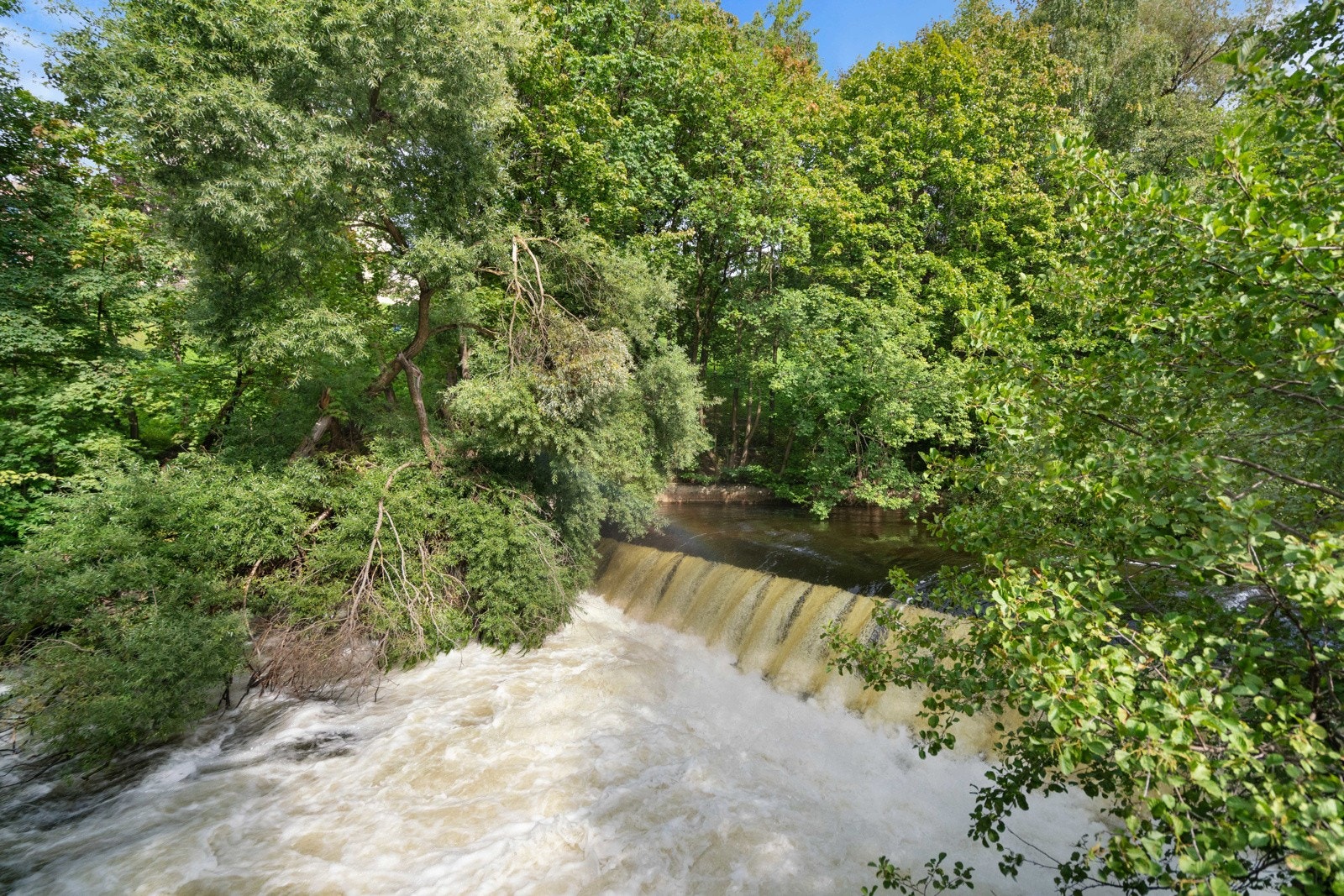 Området er omgitt av turmuligheter og flotte parker. Galleribilde
