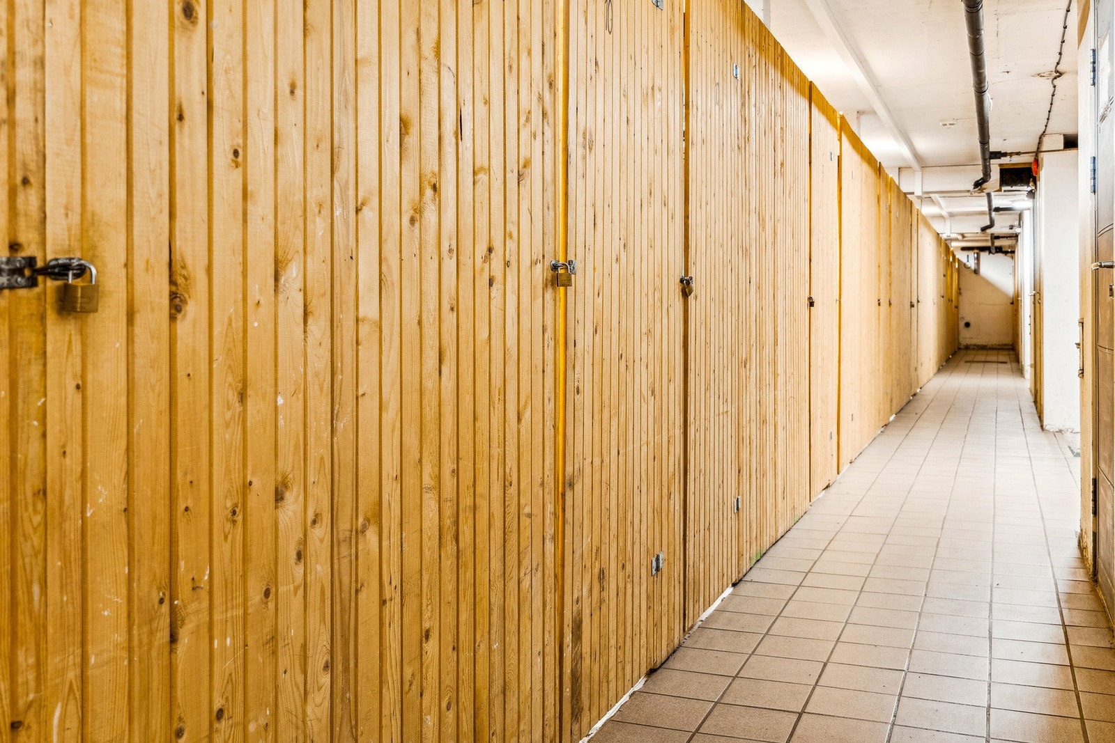 Bodareal i kjelleren på 7 m² som denne andelen disponerer. Galleribilde