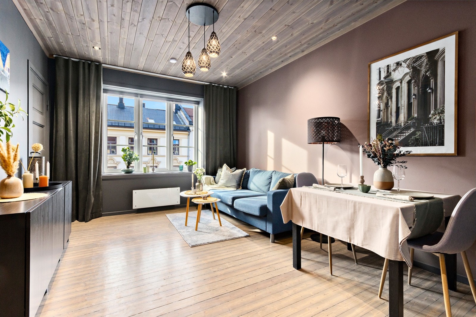 De lune tregulvene ble slipt og behandlet i forbindelse med oppgraderingene i 2020/2021. Galleribilde