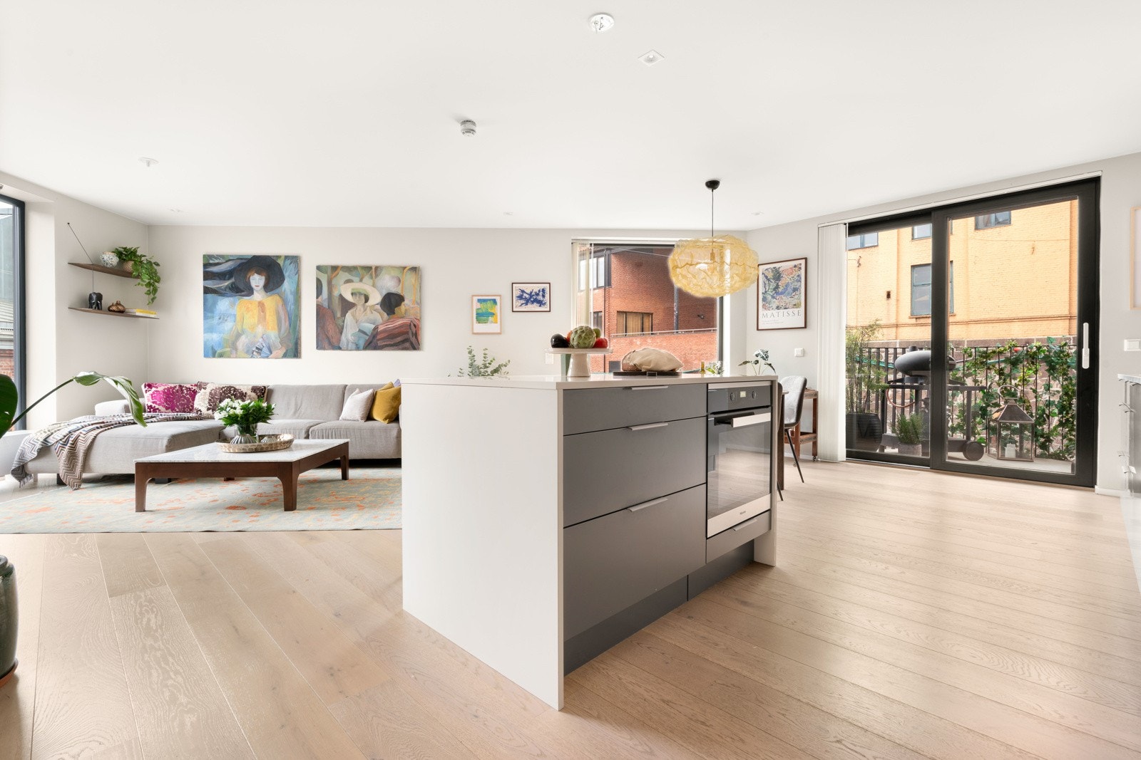 Her vil du trives! Galleribilde