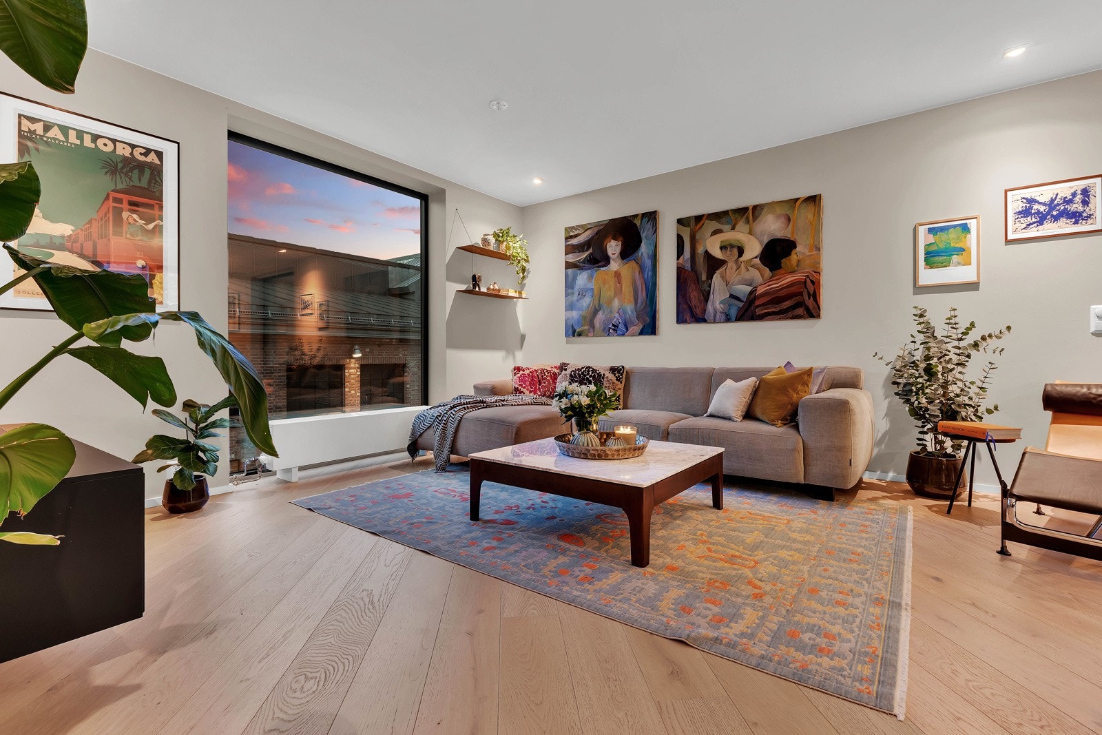 Leiligheten er meget arealeffektiv og har mange ulike møbleringsmuligheter. Galleribilde