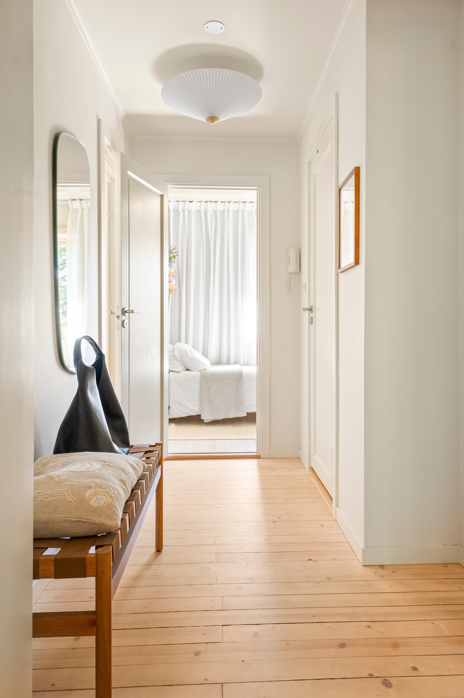 For ytterligere oppbevaringsplass disponerer leiligheten en stor kjellerbod på ca. 6,3 kvm. Galleribilde