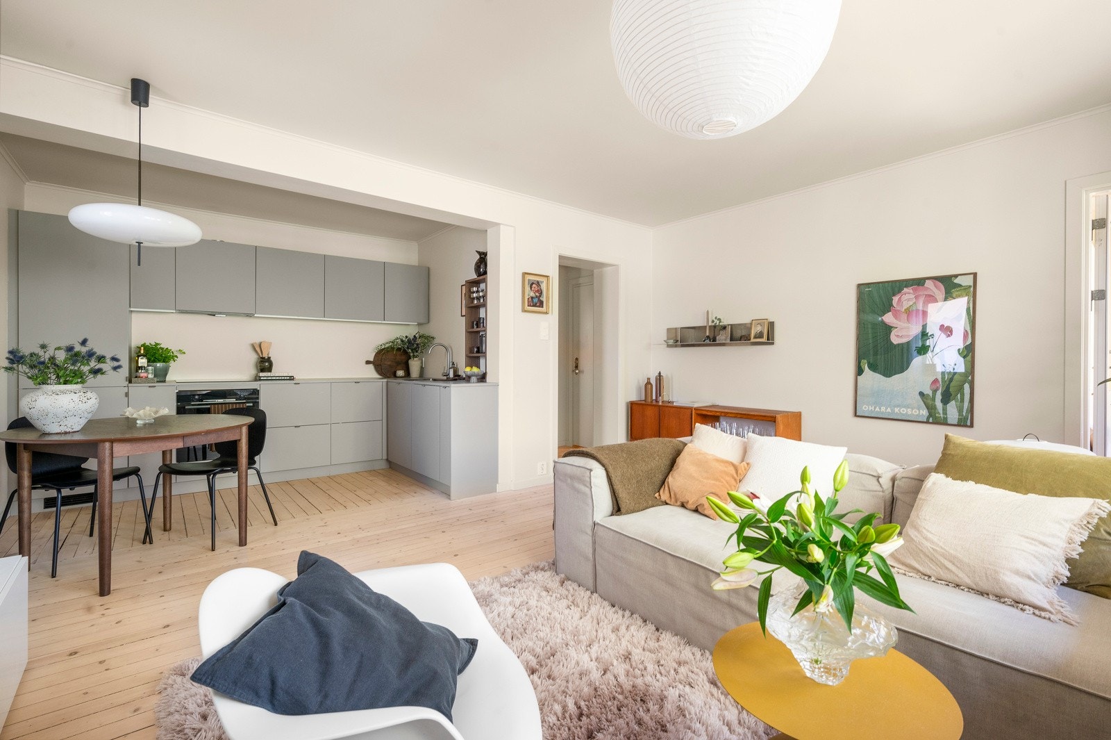 Åpen og moderne planløsning. Galleribilde